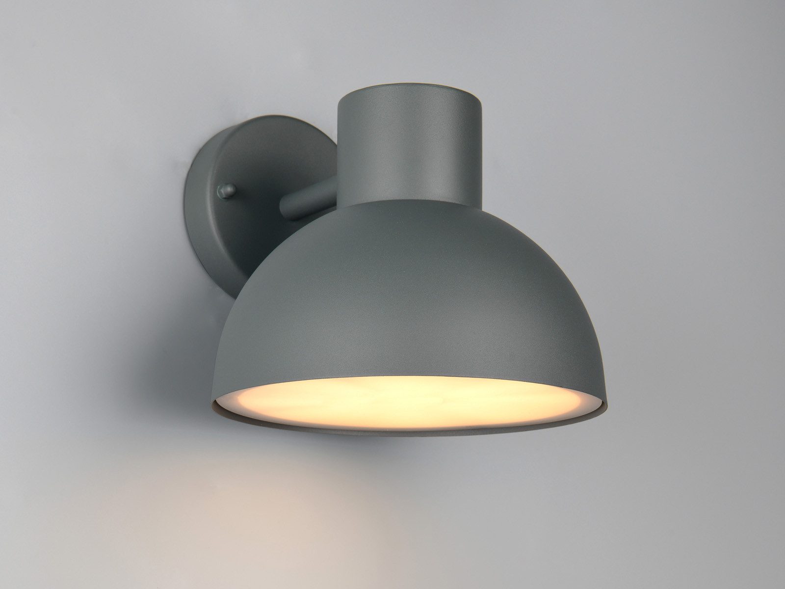 TRIO Leuchten LED Außen-Wandleuchte, LED wechselbar, Warmweiß, IP 44 Außenleuchte Anthrazit für Außen-Beleuchtung Haus-Wand, Ø 20cm