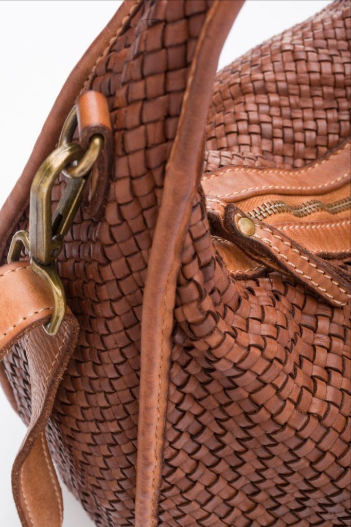 BZNA Schultertasche Sanna Italy Designer Damen günstig online kaufen