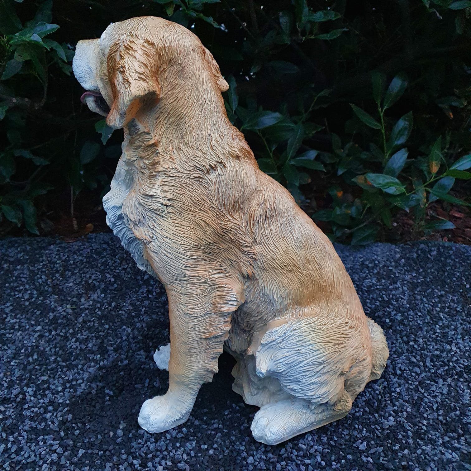 Aspinaworld Figur wetterfest Sitzende Retriever Labrador 52 Golden Gartenfigur cm