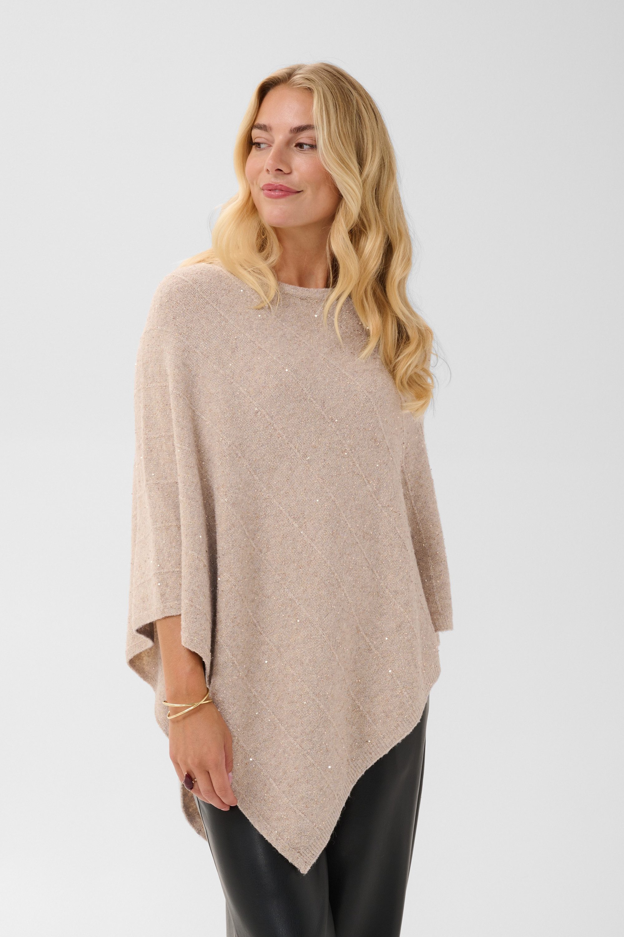 Cream Strickponcho Poncho CRJone