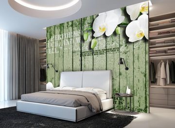 wandmotiv24 Fototapete grün Holz weiße Orchidee, glatt, Wandtapete, Motivtapete, matt, Vliestapete