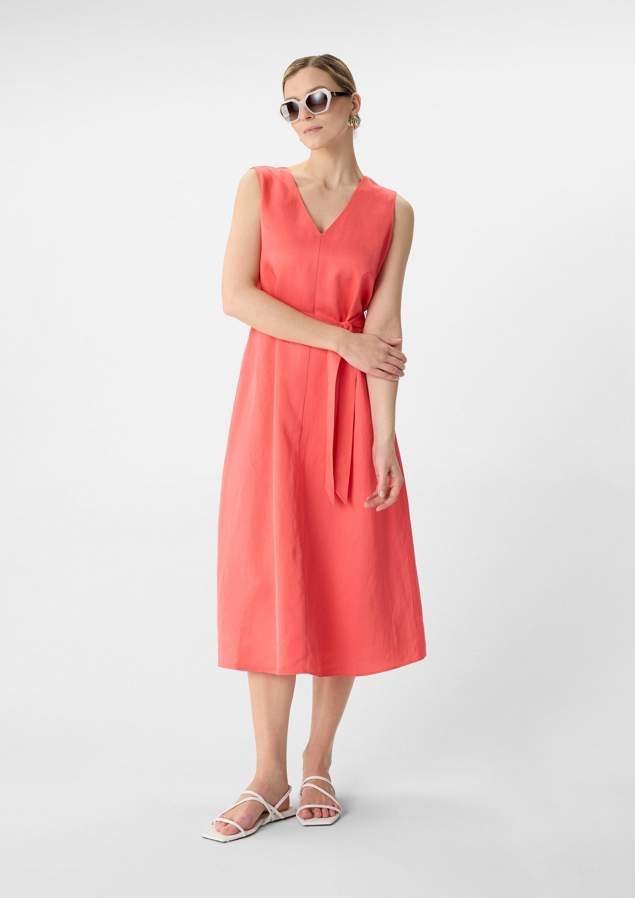 comma Midikleid Kleid Satiniertes Leinenmix-Kleid in Midilänge