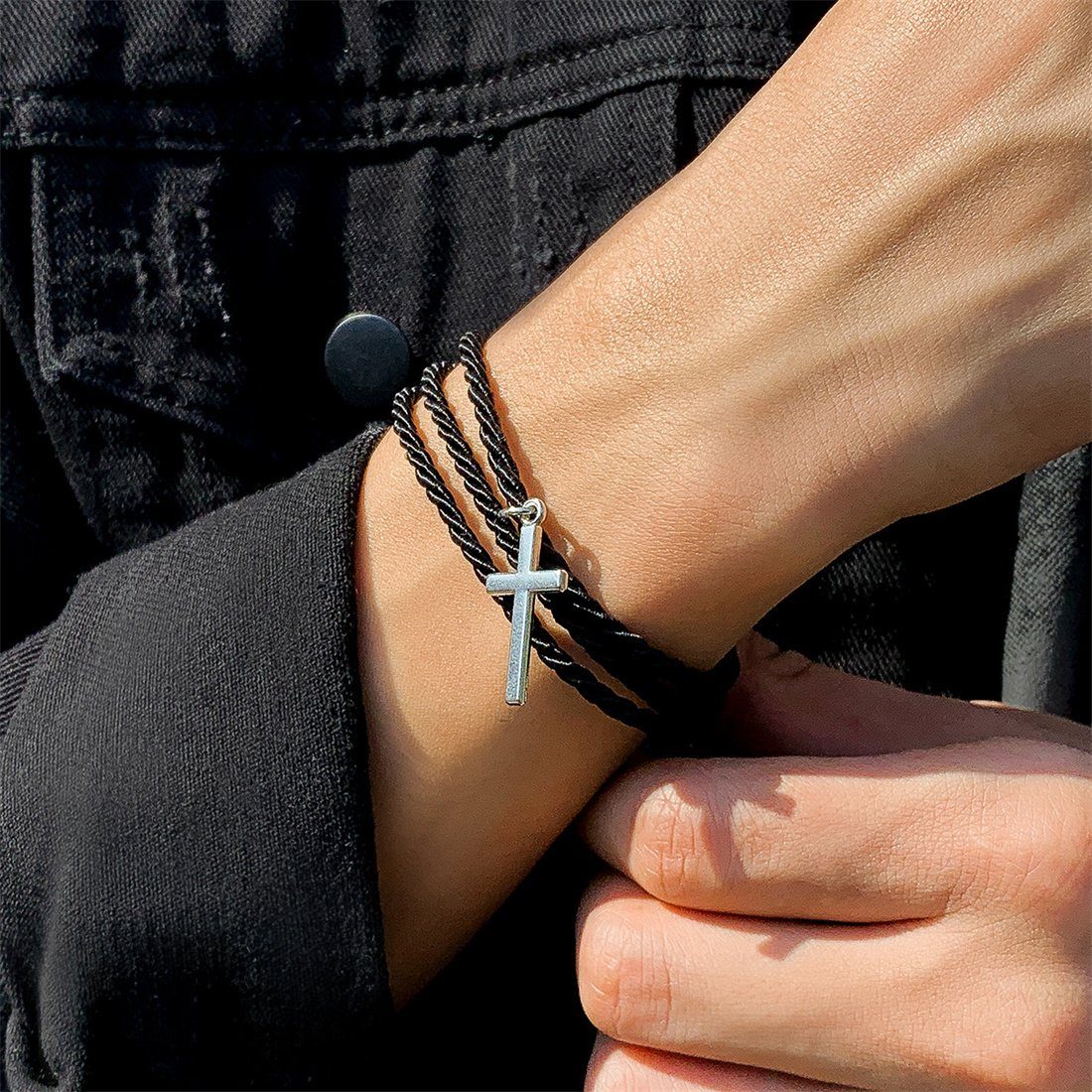 DÖRÖY Lederarmband Geflochtenes Kreuz-Armband für Männer, schwarzer Handseil-Schmuck