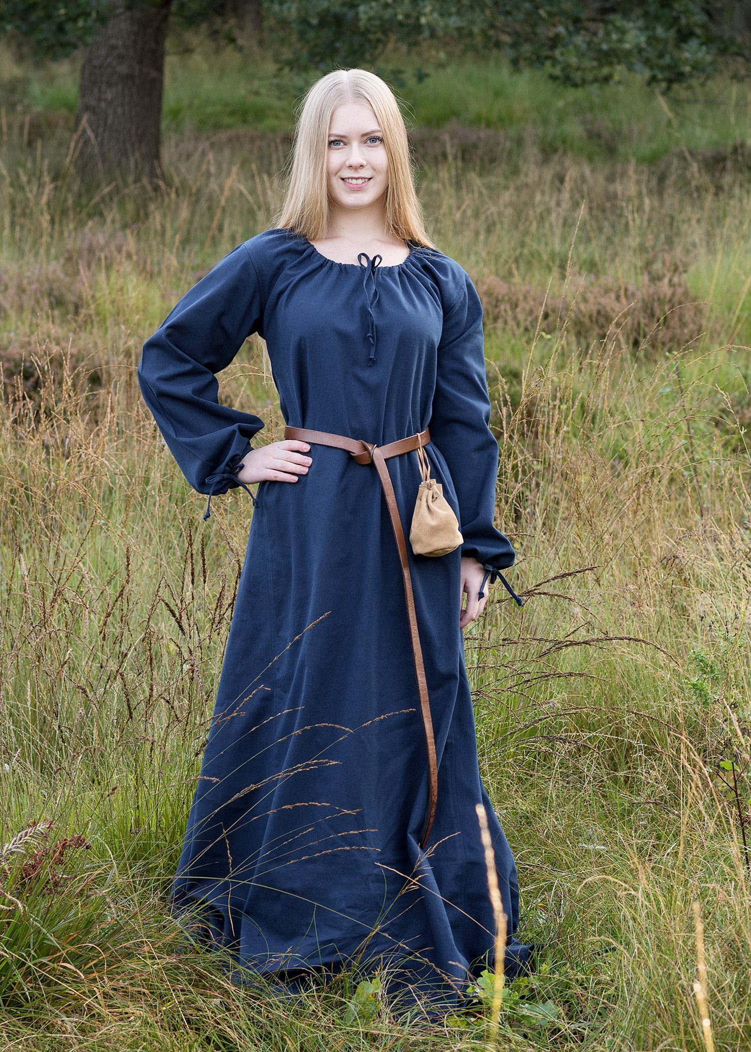 Battle Merchant Ritter-Kostüm Mittelalterkleid, Unterkleid Ana, blau