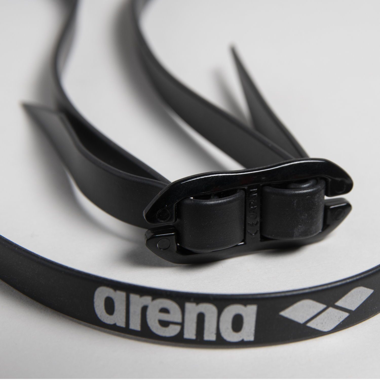 Schwarz-Gold Arena Sportbrille
