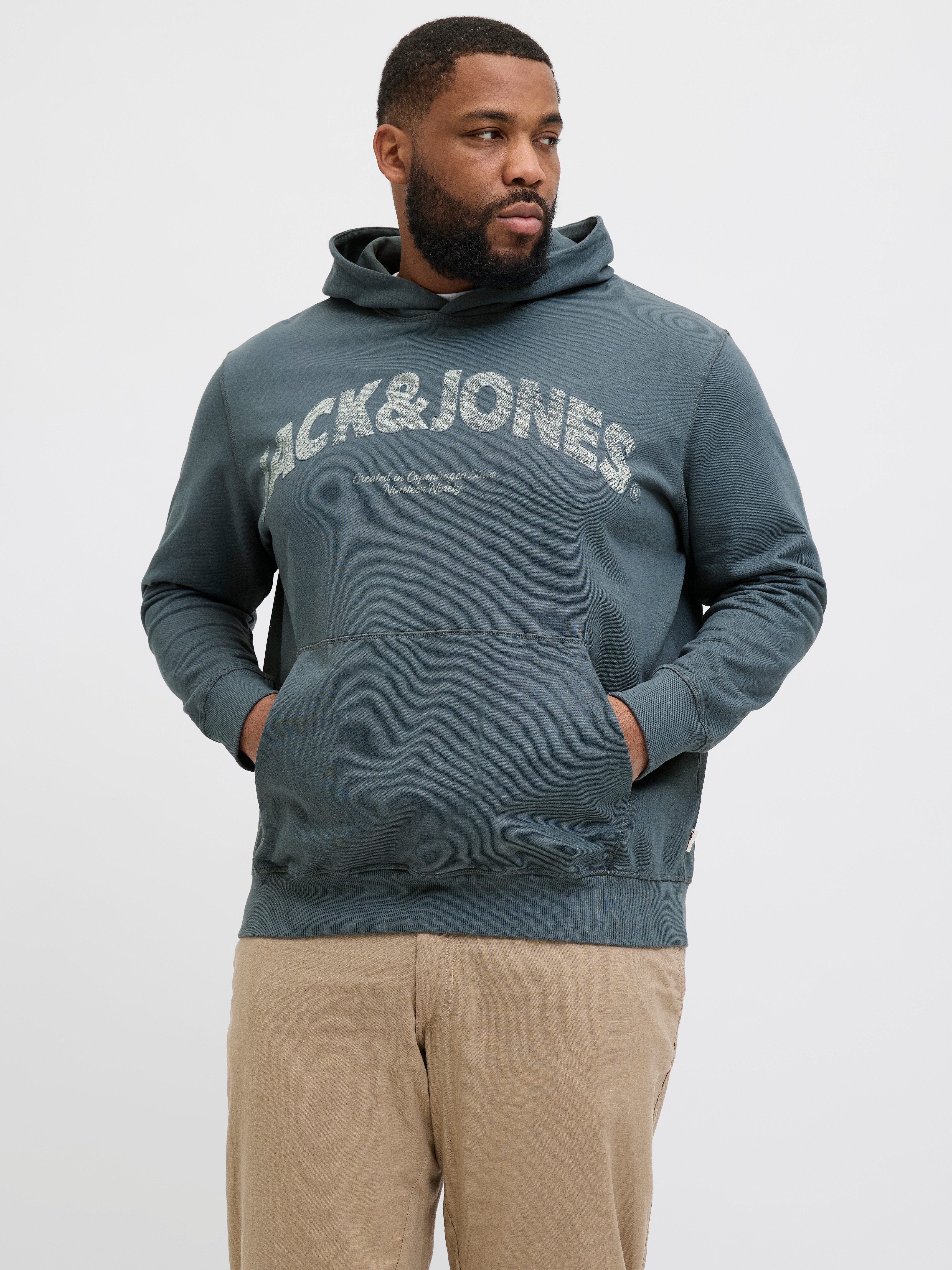 Jack & Jones PlusSize Kapuzensweatshirt JORALMERIA SWEAT HOOD PLS mit Logo günstig online kaufen