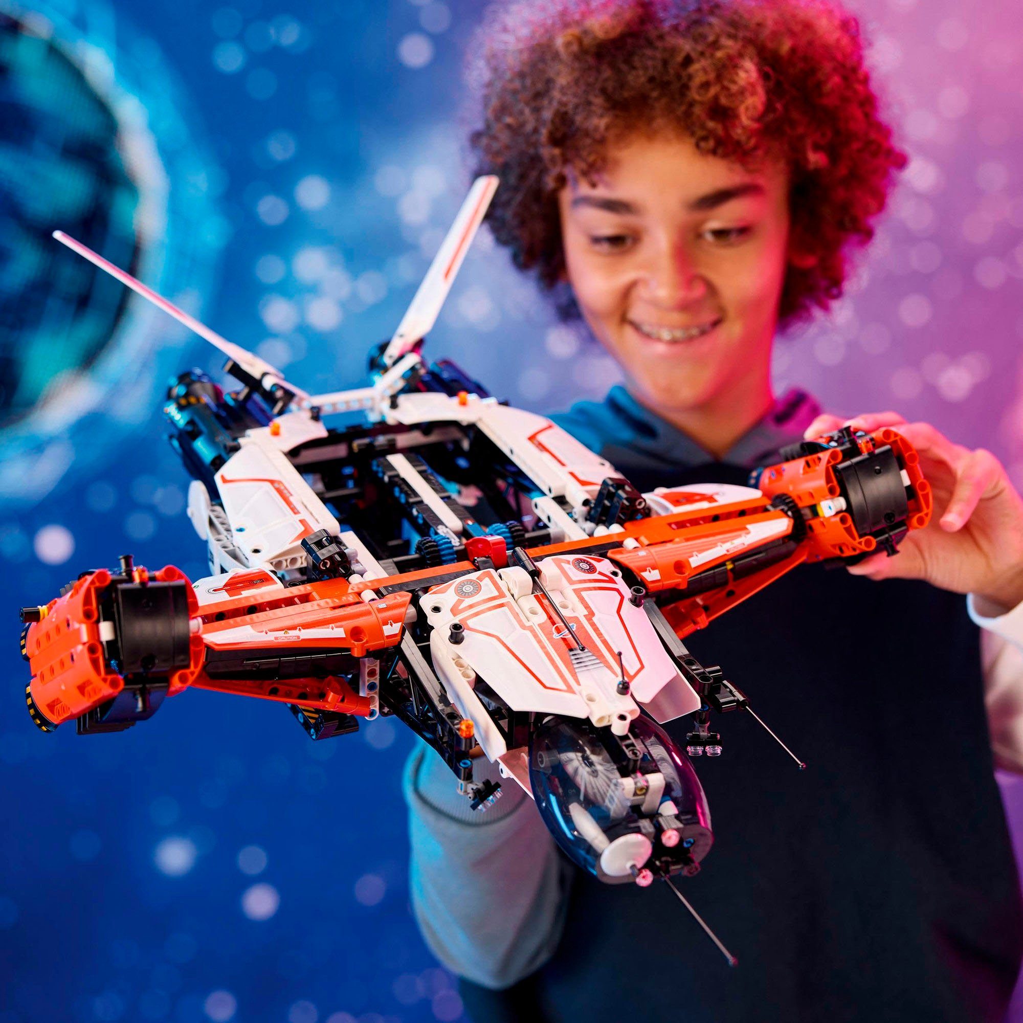 LEGO® VTOL Schwerlastraumfrachter LT81 (42181), LEGO® Technic Konstruktions günstig online kaufen