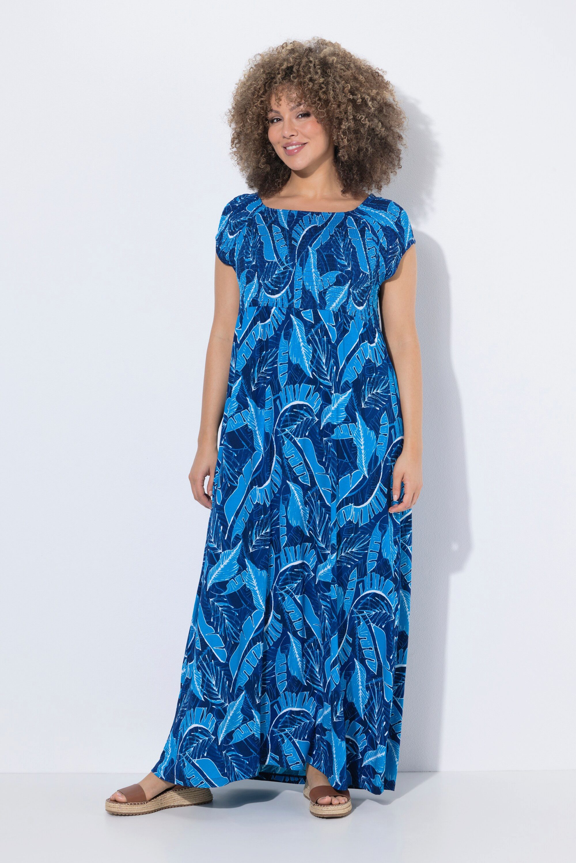 Ulla Popken Maxikleid Maxi-Smokkleid Blätter Carré-Ausschnitt Halbarm