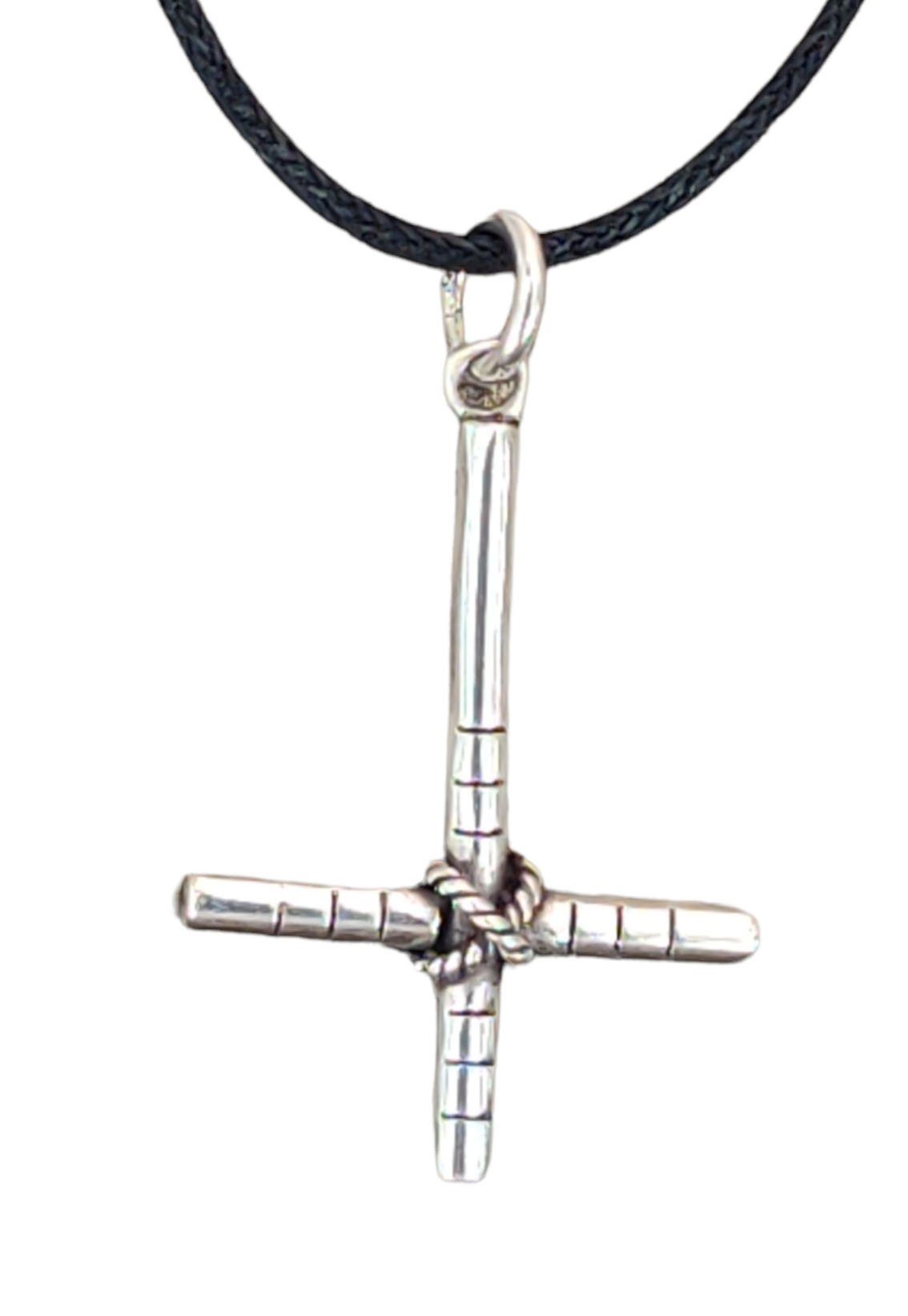 Kiss of Leather Kettenanhänger umgedrehtes Kreuz günstig online kaufen