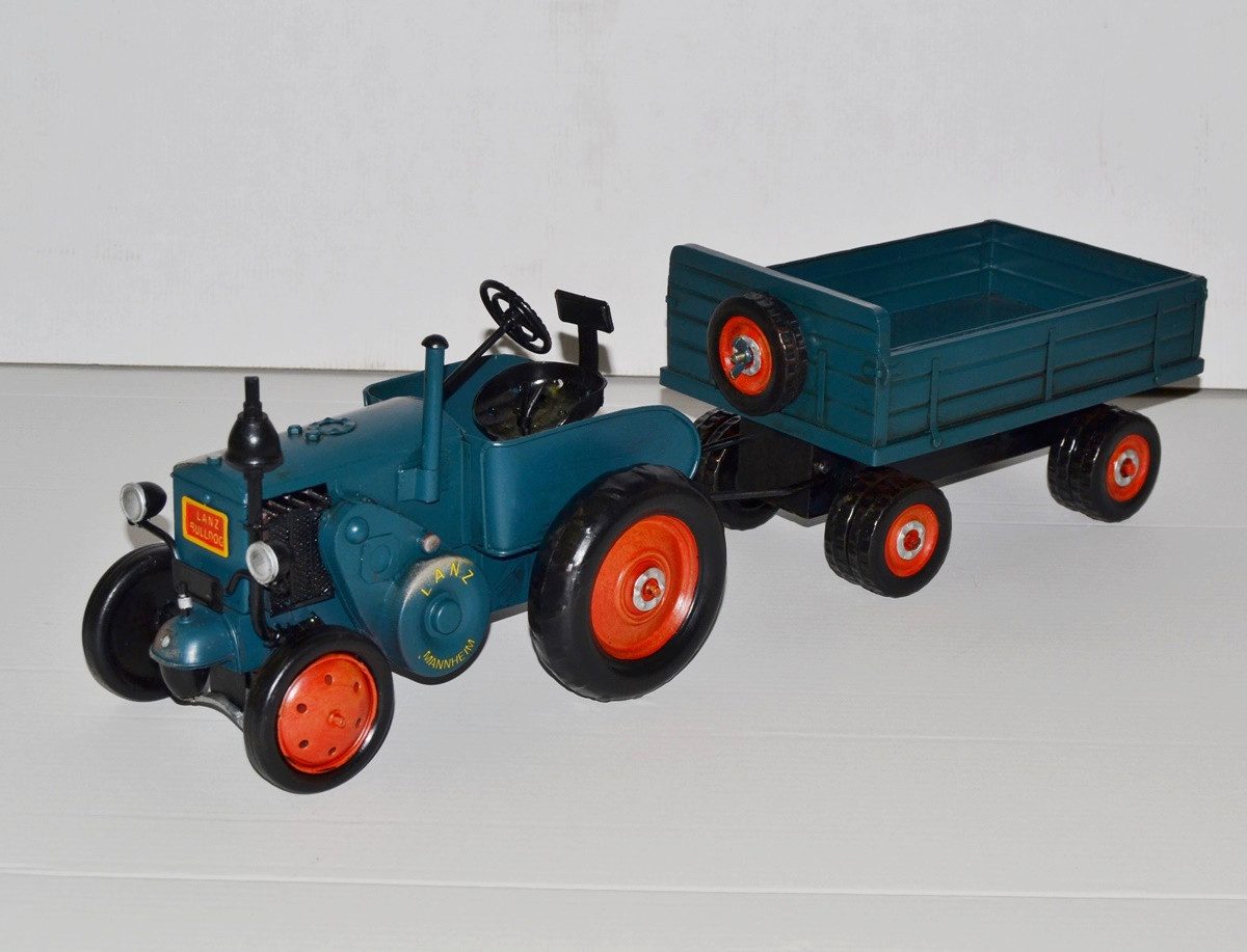 JS GartenDeko Modelltraktor Blechtraktor Lanz mit Pritschenanhänger Oldtimer Bulldog L 60 cm