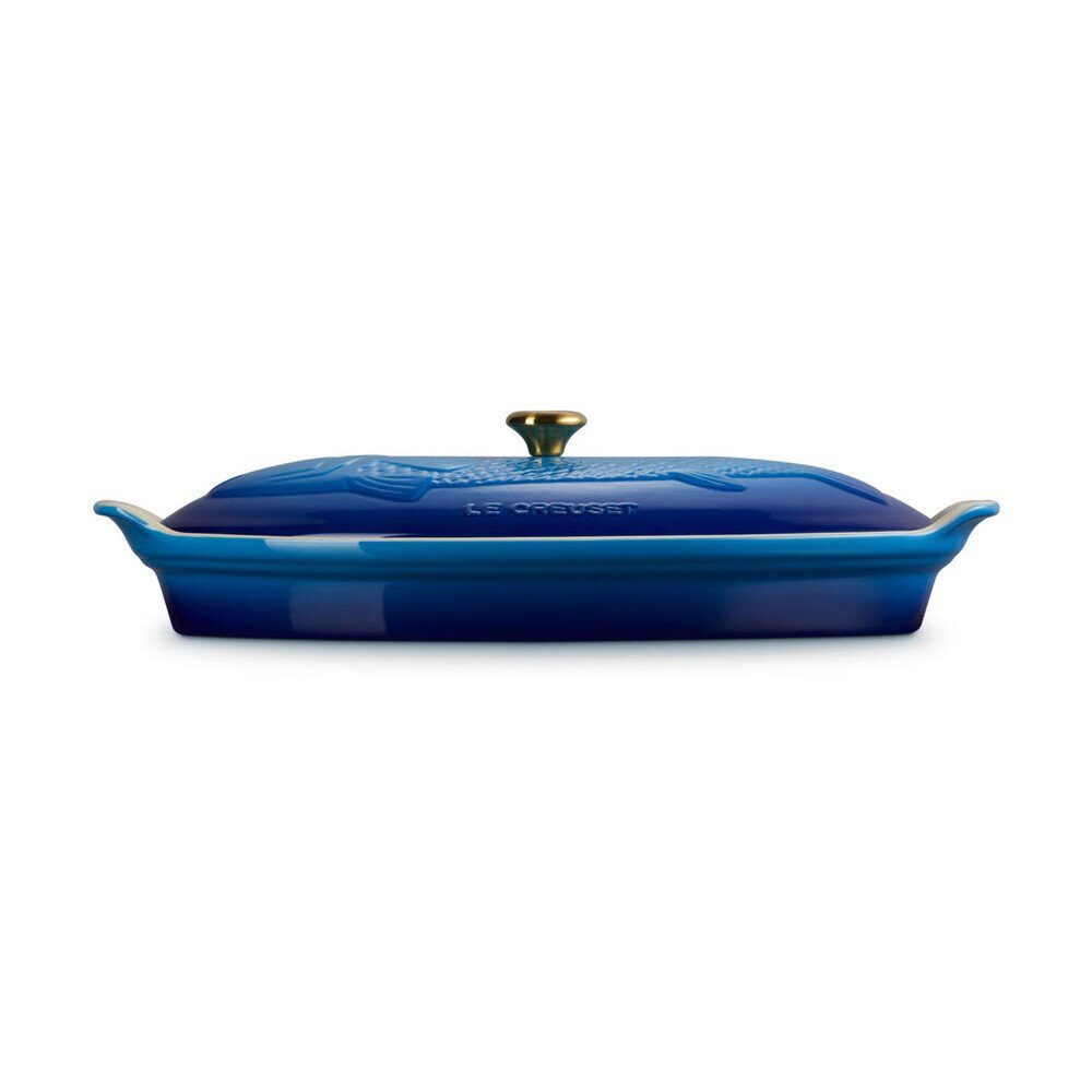 LE CREUSET Backform Fischbackform mit Deckel 34 cm Tradition Azure, Fischbräter, Fischform mit Deckel, geriffelter Boden, blau