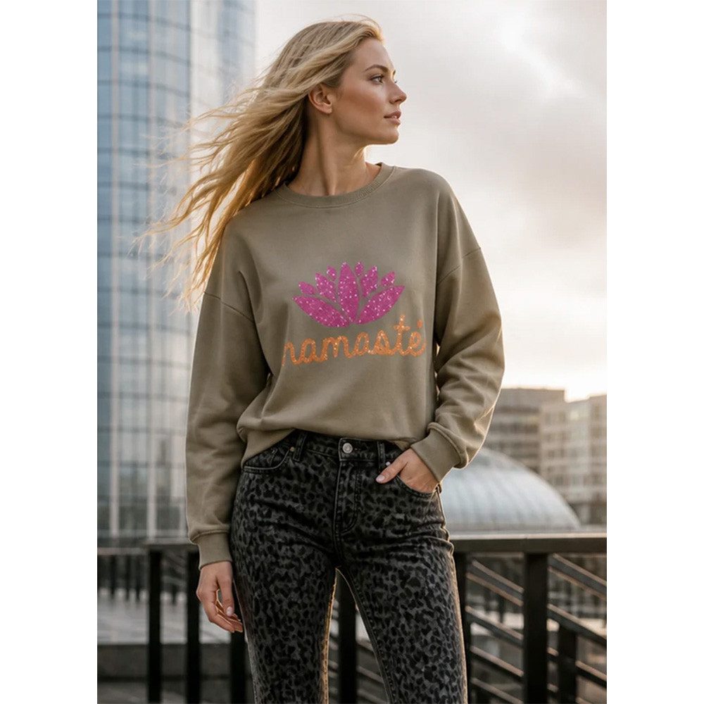 Miss Goodlife Sweatshirt Miss Goodlife Damen Roundneck MG14966 „Namasté Glitter“ – Sand