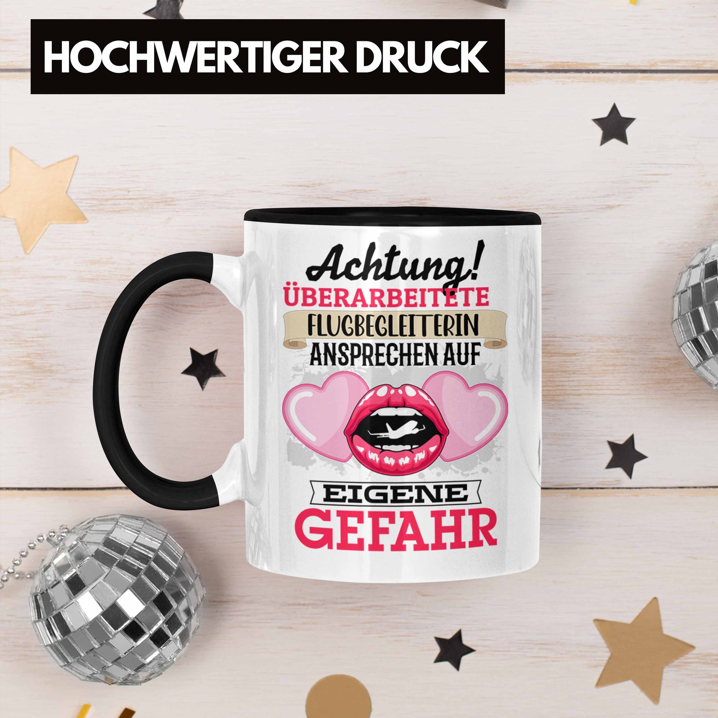 Schwarz Geschenkidee Flugebegleiterin Geschenk Spruch Tasse Lustiger Kaffeebec Trendation Tasse