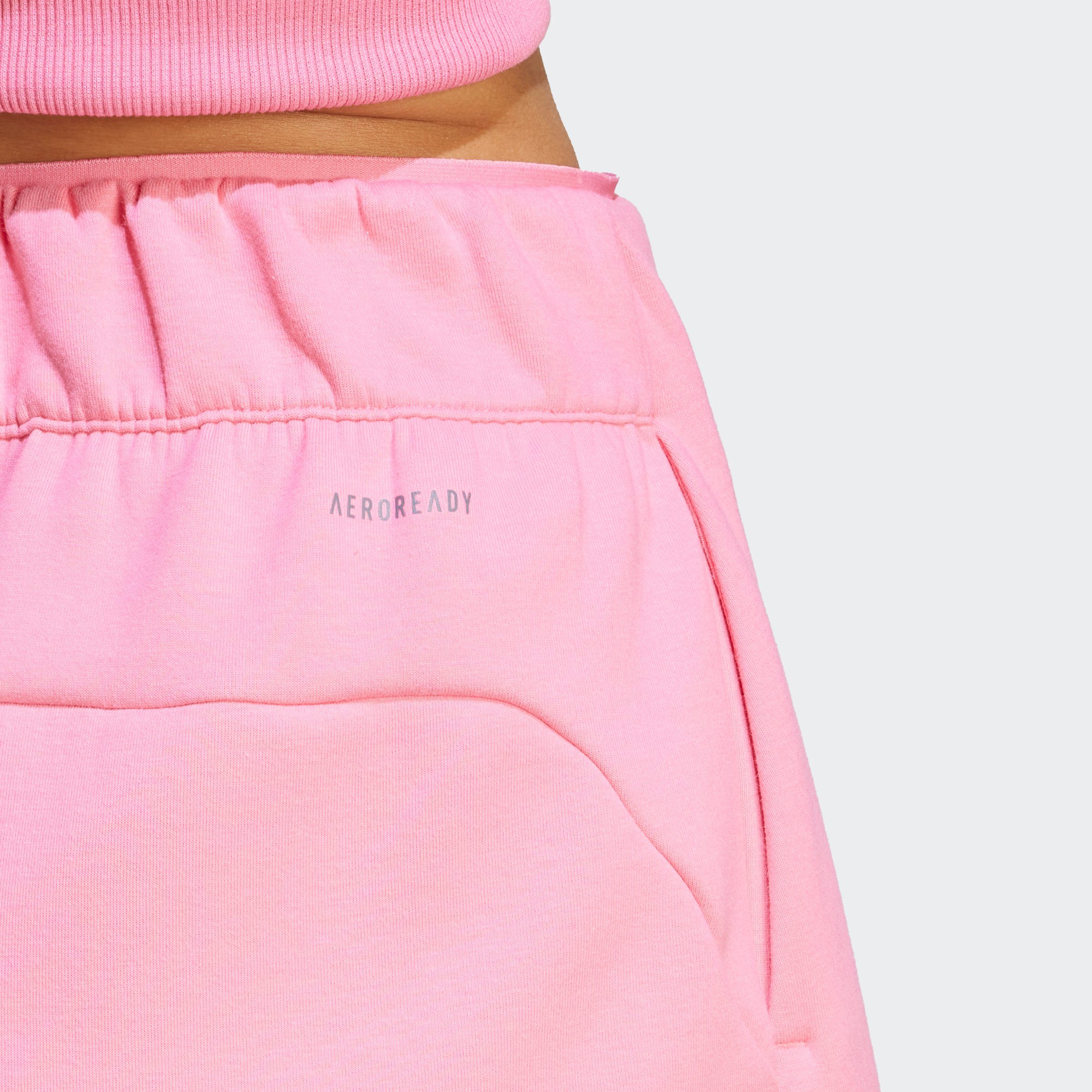adidas Pink W Fusion Shorts SHORT Z.N.E. (1-tlg) Sportswear