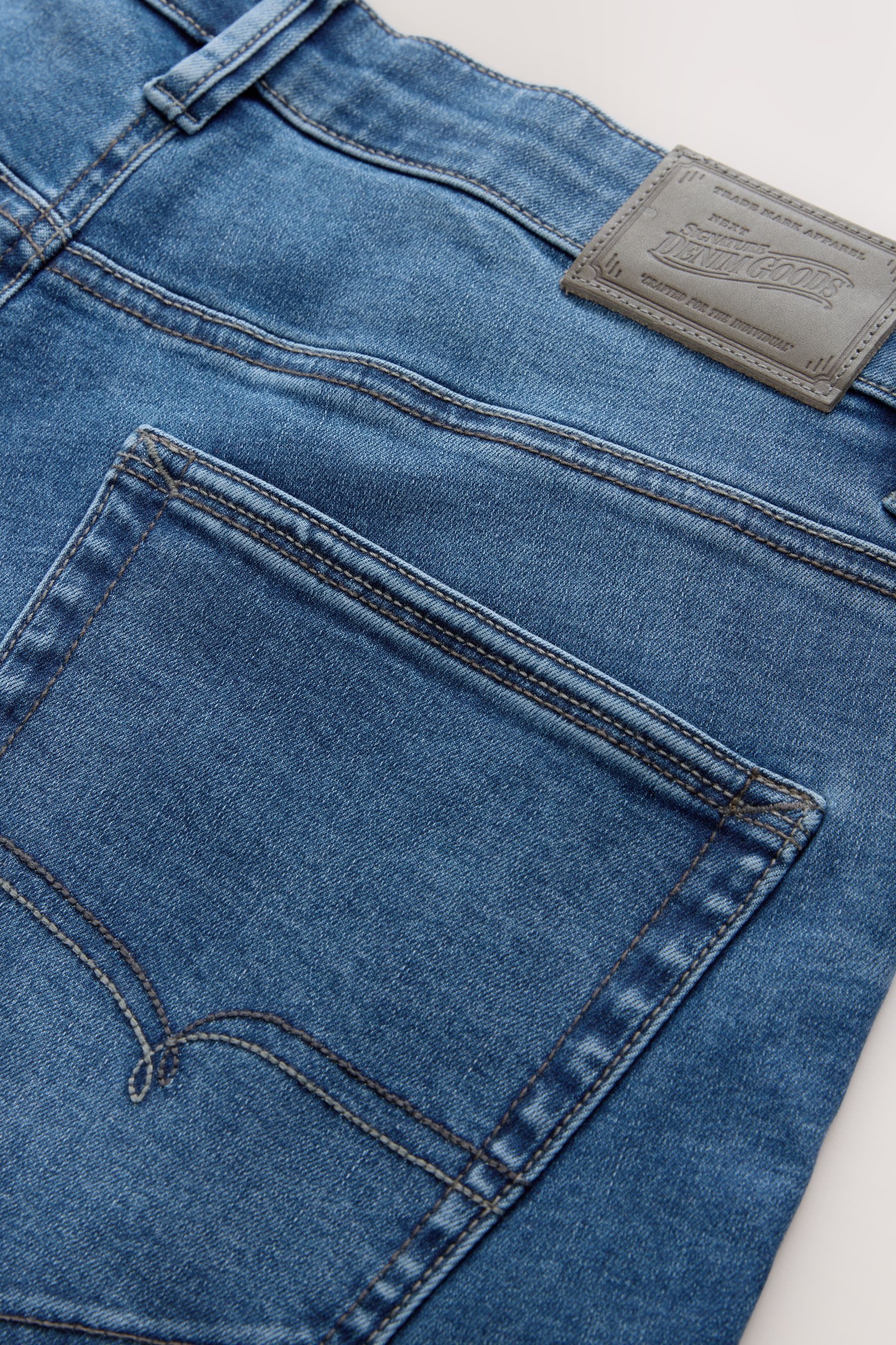 Next Slim-fit-Jeans Slim Fit Motionflex Jeans (1-tlg)