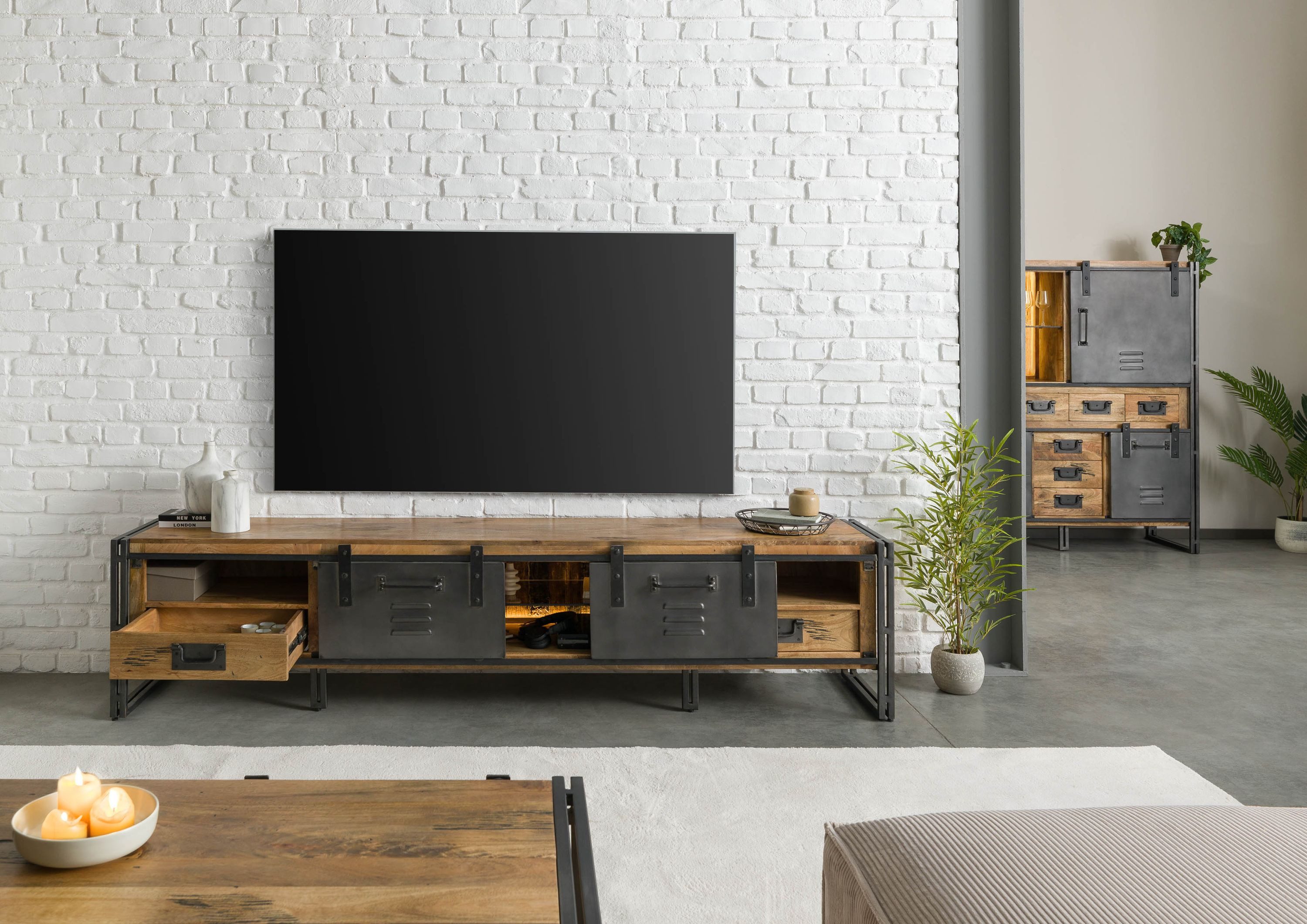 Massivmoebel24 TV-Board (Massivholz)