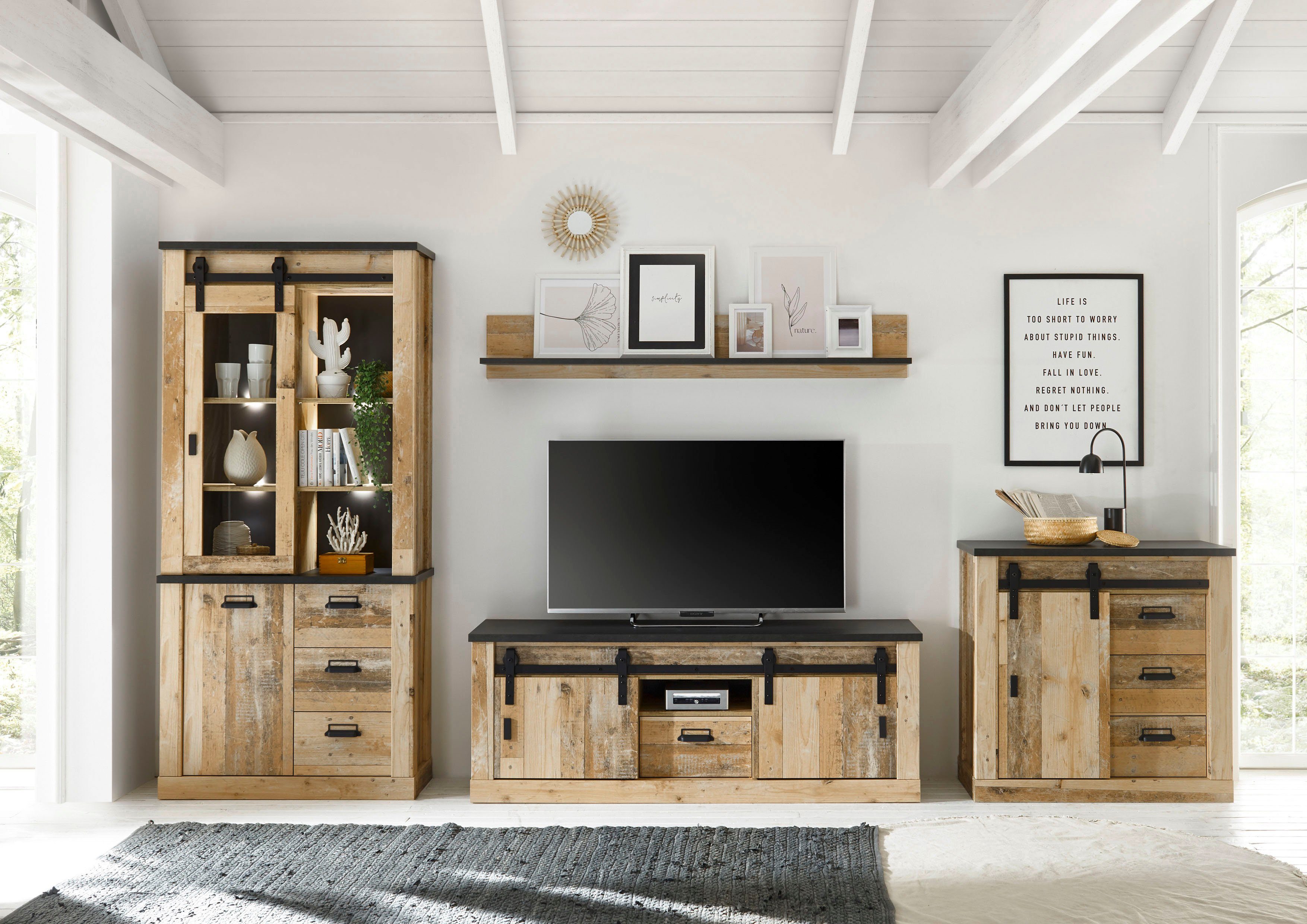 Home affaire Wohnwand SHERWOOD, (4-St), mit Scheunentorbeschlag, Apothekergriffe aus Metall, Breite ca. 388 cm