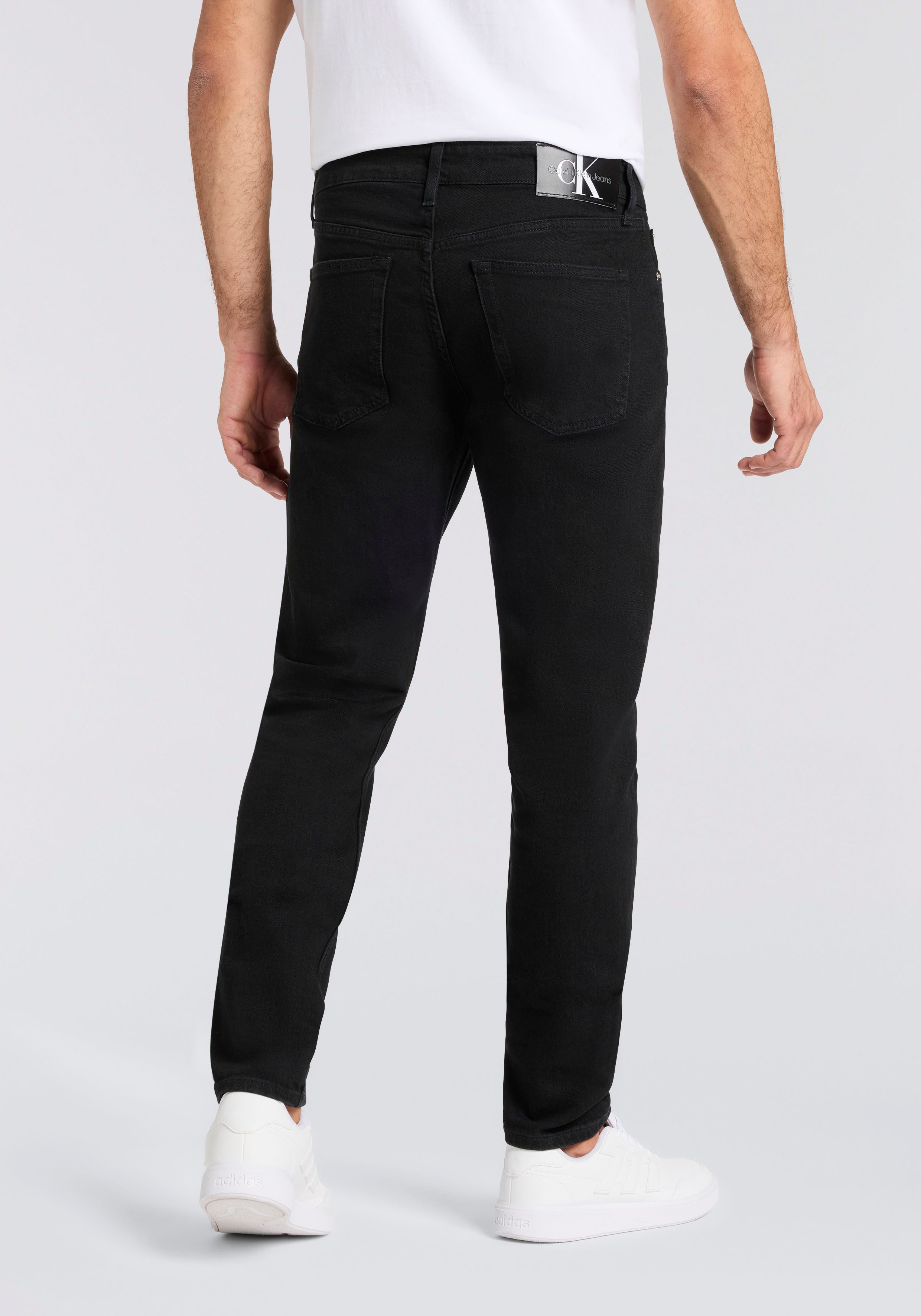 Calvin Klein Jeans Slim-fit-Jeans SLIM TAPER mit Markenlabel