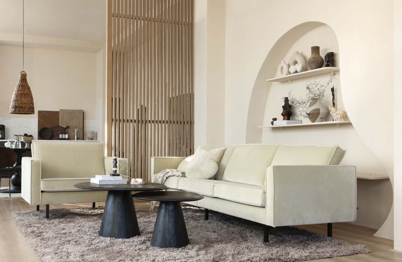 WOOOD Couchtisch Posture aus Mangoholz, Ø 70 cm