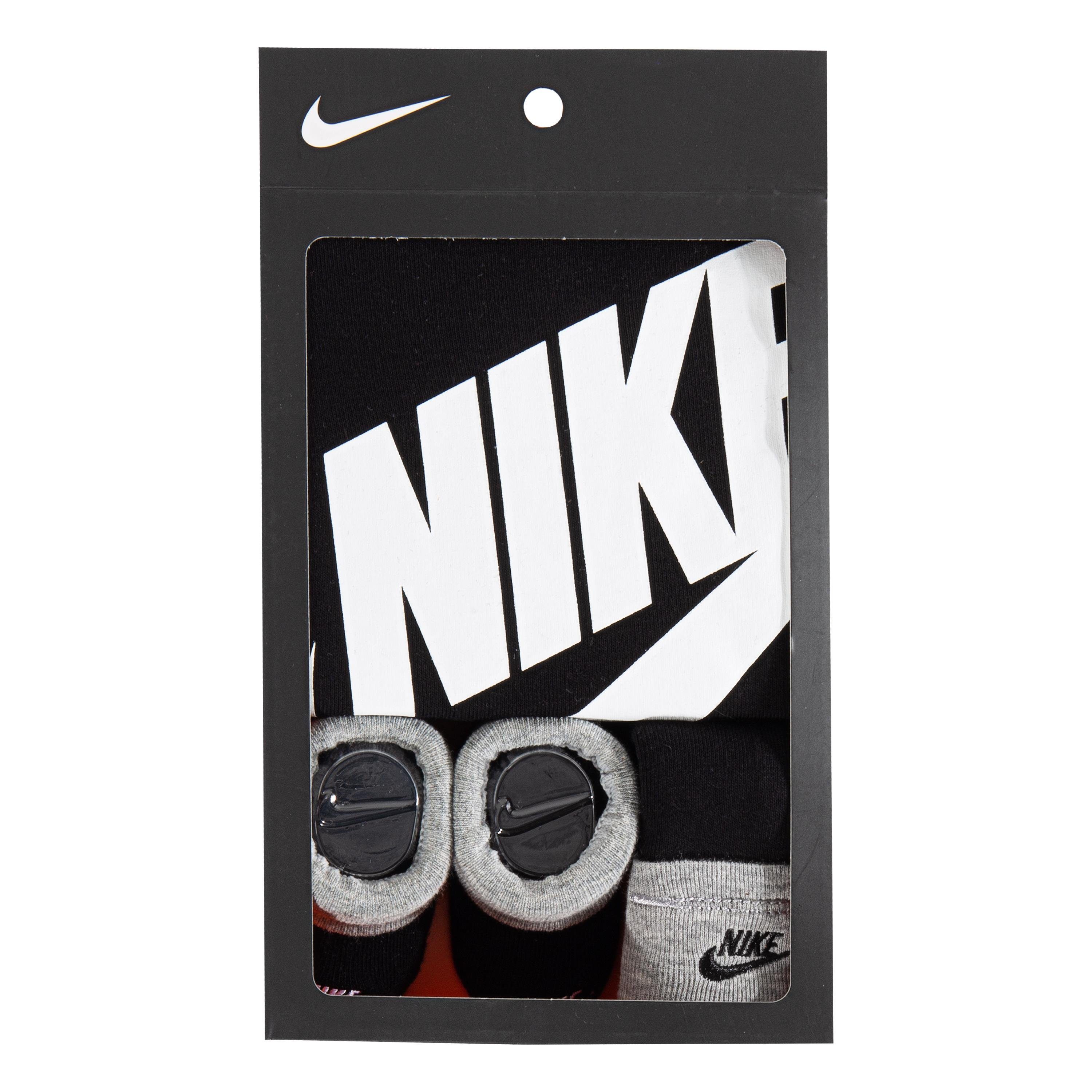 Nike Sportswear Erstausstattungspaket (Set, 3-tlg), Kurzarm-Body mit  Standardpassform für ein relaxtes Tragegefühl