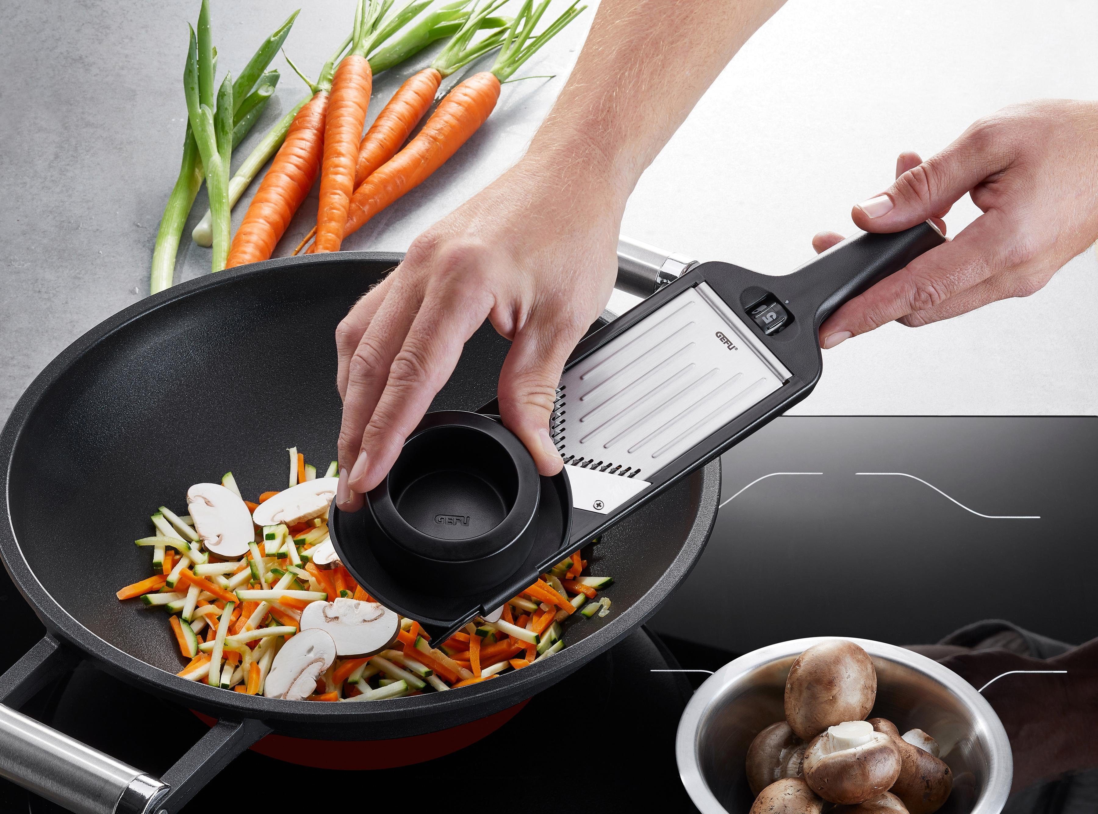 GEFU Gemüsehobel VIOLI ® 2.0, Edelstahl, Kunststoff, V-Hobel Julienne