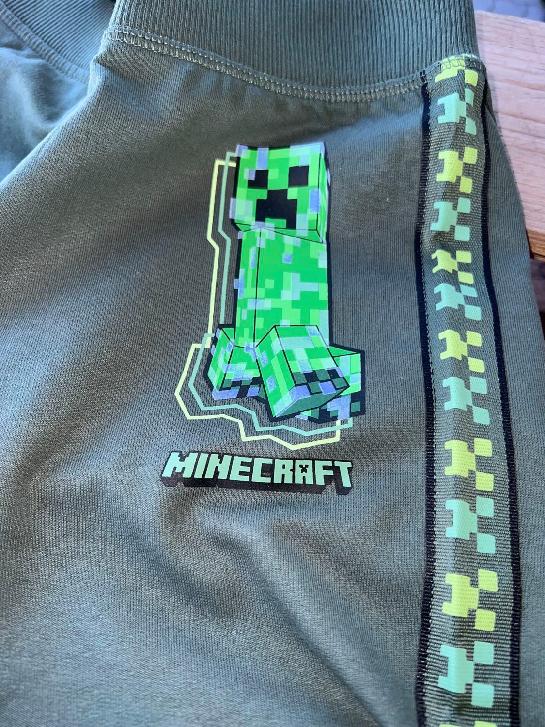 Minecraft Jogginghose MINECRAFT Kinder Jogginghose Jungen + Mädchen Hose oliv