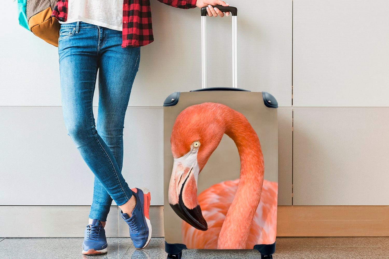 MuchoWow Handgepäckkoffer Reisekoffer Flamingos Eine Ferien, für mit Reisetasche Trolley, Nahaufnahme eines Ruhe, Rollen, 4 rollen, in Handgepäck
