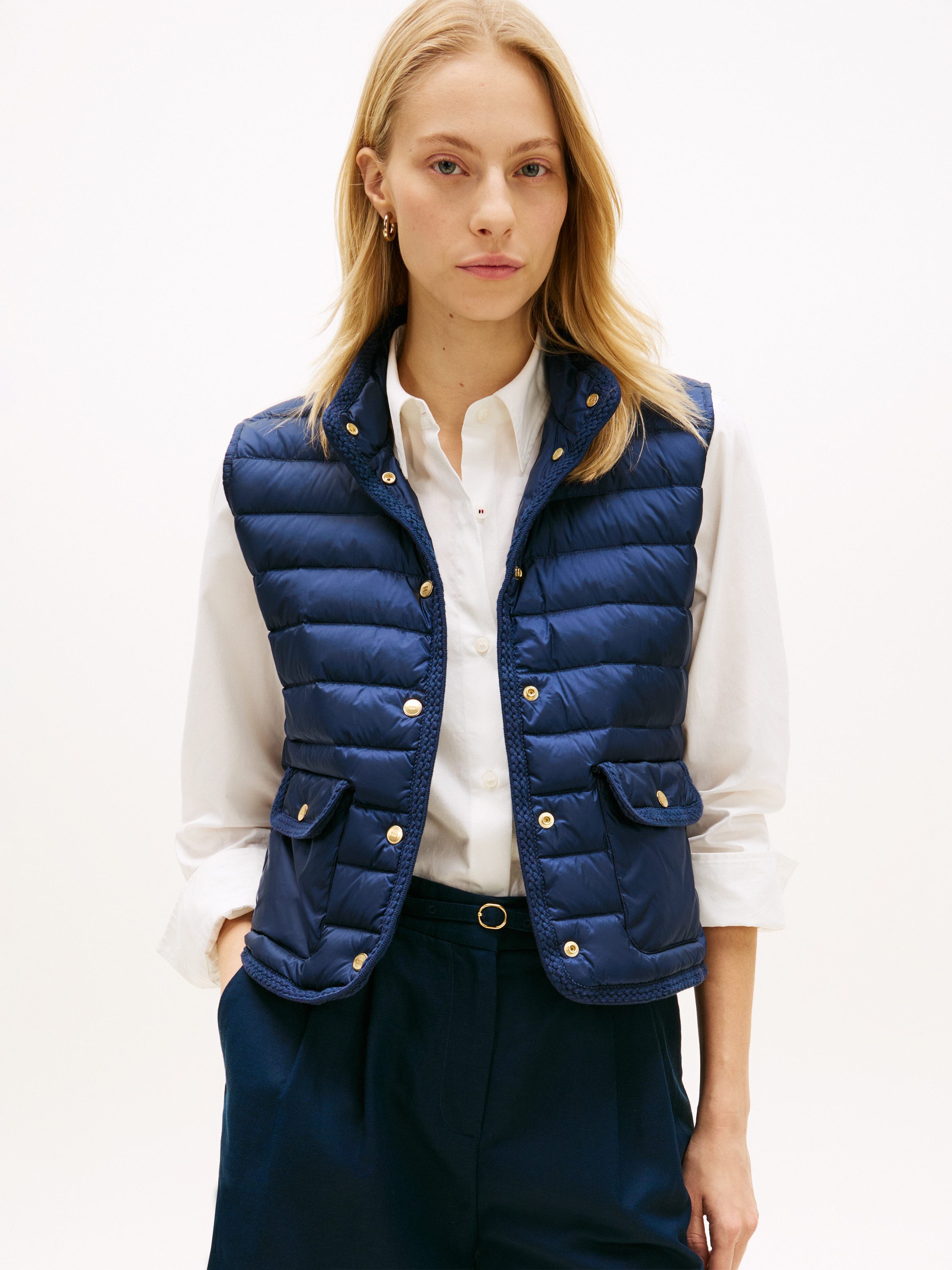 Tommy Hilfiger Steppweste FEMININE LW DOWN VEST mit aufgesetzten Taschen