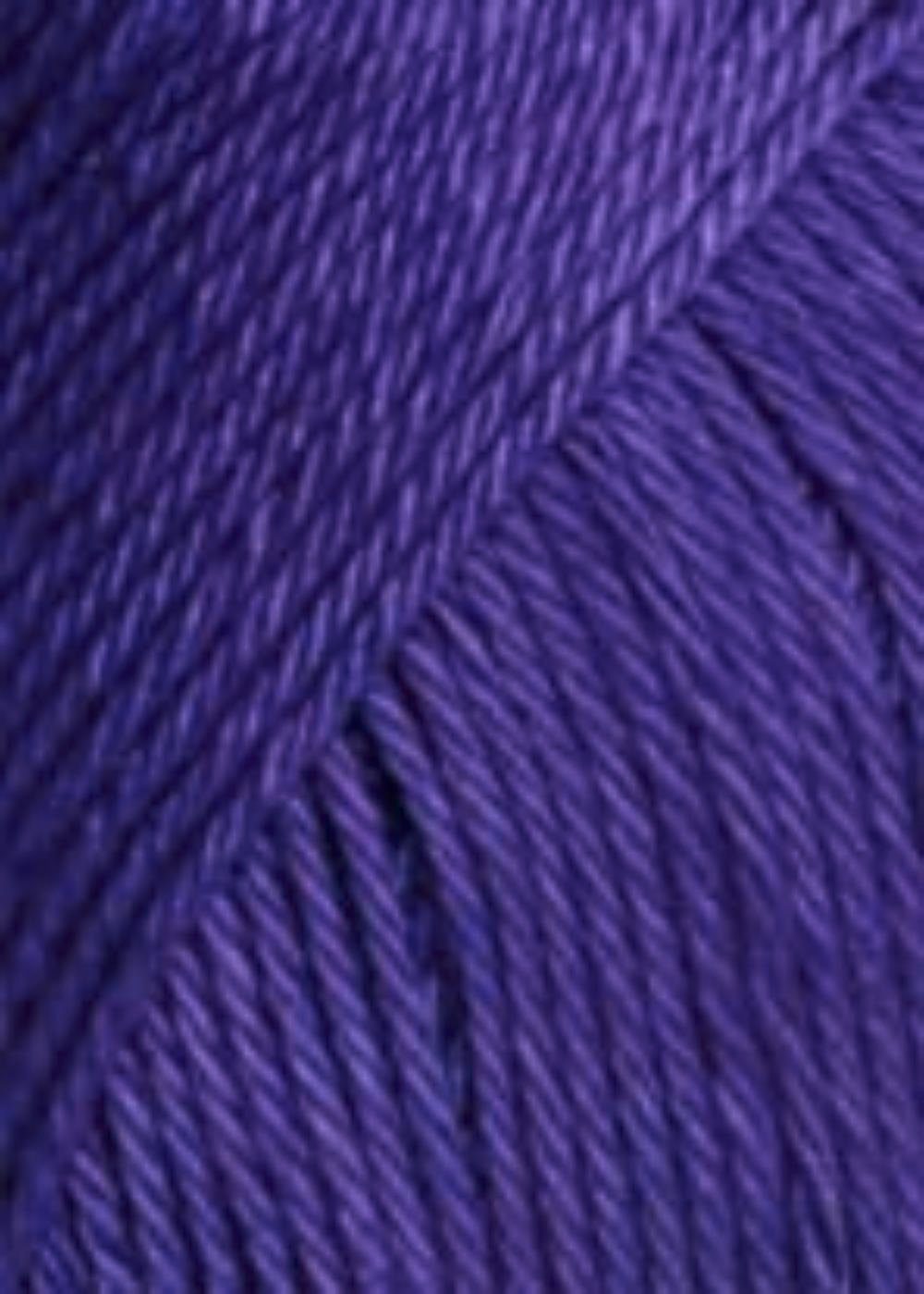 Artikel klicken und genauer betrachten! - LANG YARNS - Quattro   Quattro von LANG YARNS ist ein einfarbiges mercerisiertes Baumwollgarn mit leichtem Glanz. Sie besteht aus 100 % reiner Baumwolle. Das Garn zeichnet sich dadurch aus dass es strapazierfähig und dehnbar ist. Die Fasern sind langlebig und pflegeleicht. Auf er Haut trägt sich die Quattro sehr angenehm und ist für Allergiker absolut geeignet. Durch die glatte Oberfläche bilden sich weniger Knötchen. | im Online Shop kaufen