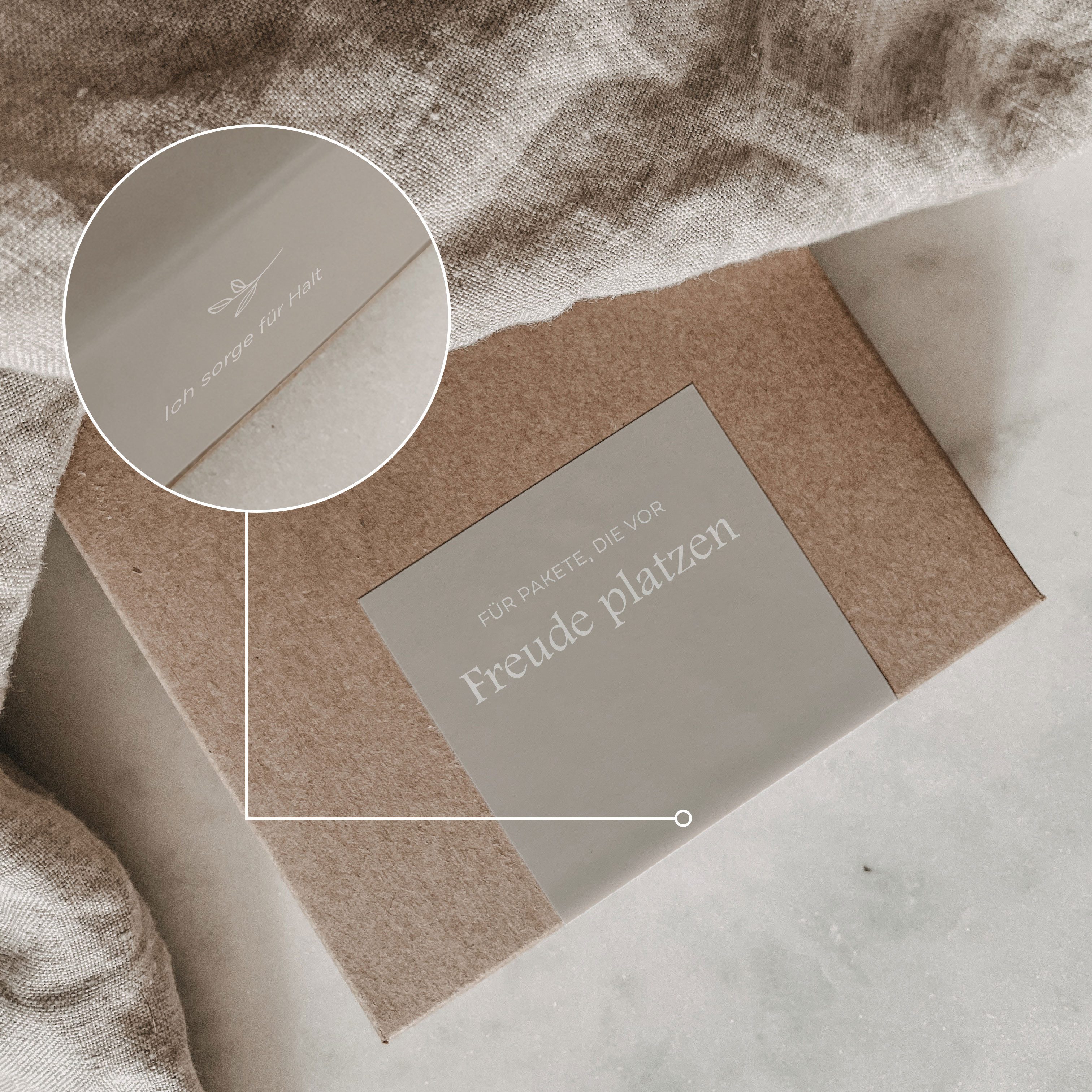 NORDEULE Aufkleber Für Pakete die vor Freude platzen, (10tlg), Verschlussetiketten für Geschenke Pakete Briefpost Verpackung
