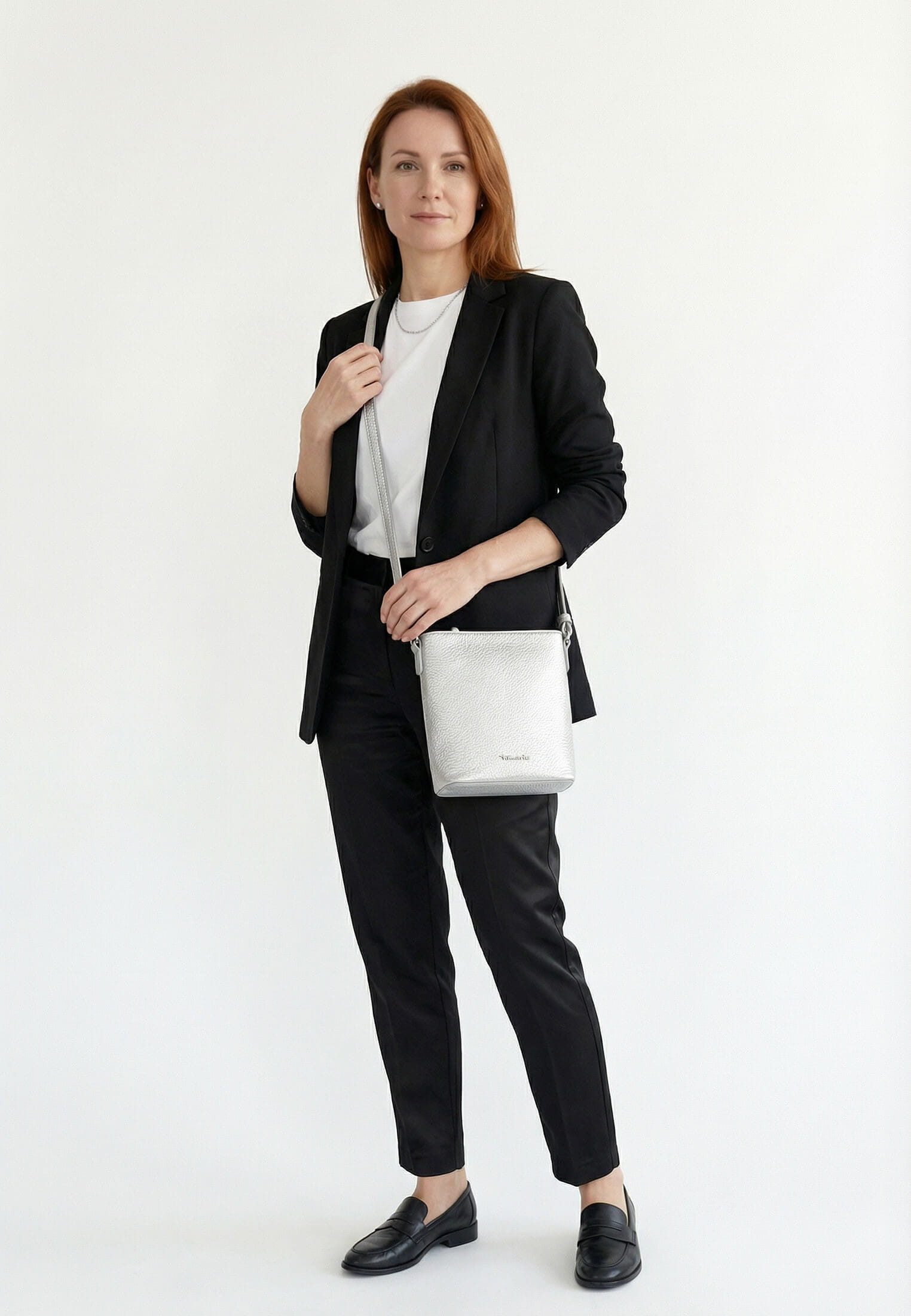 Tamaris Umhängetasche TAS Alessia, Emblem