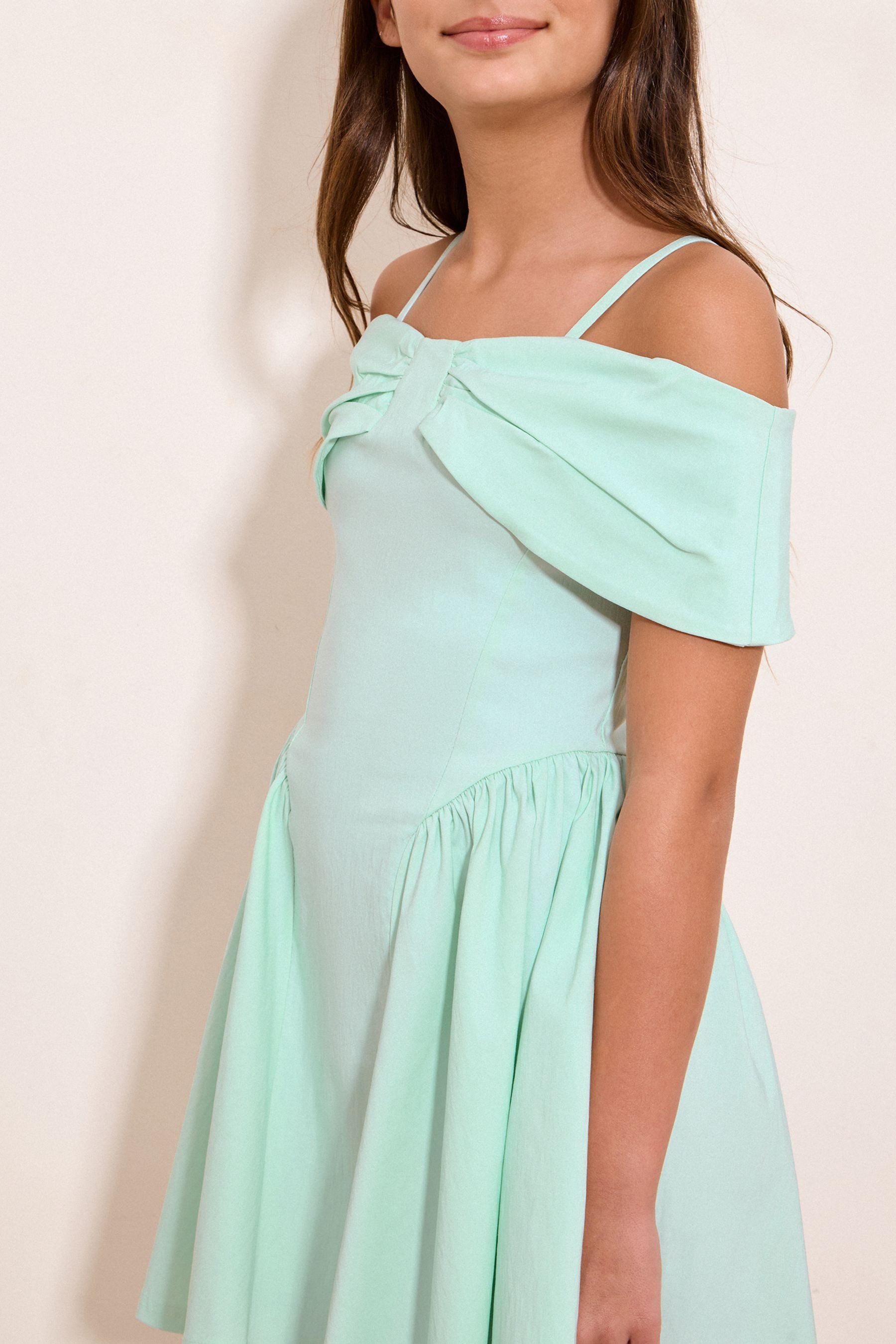 LIPSY Off-Shoulder-Kleid Lipsy Bardot-Kleid (1-tlg)