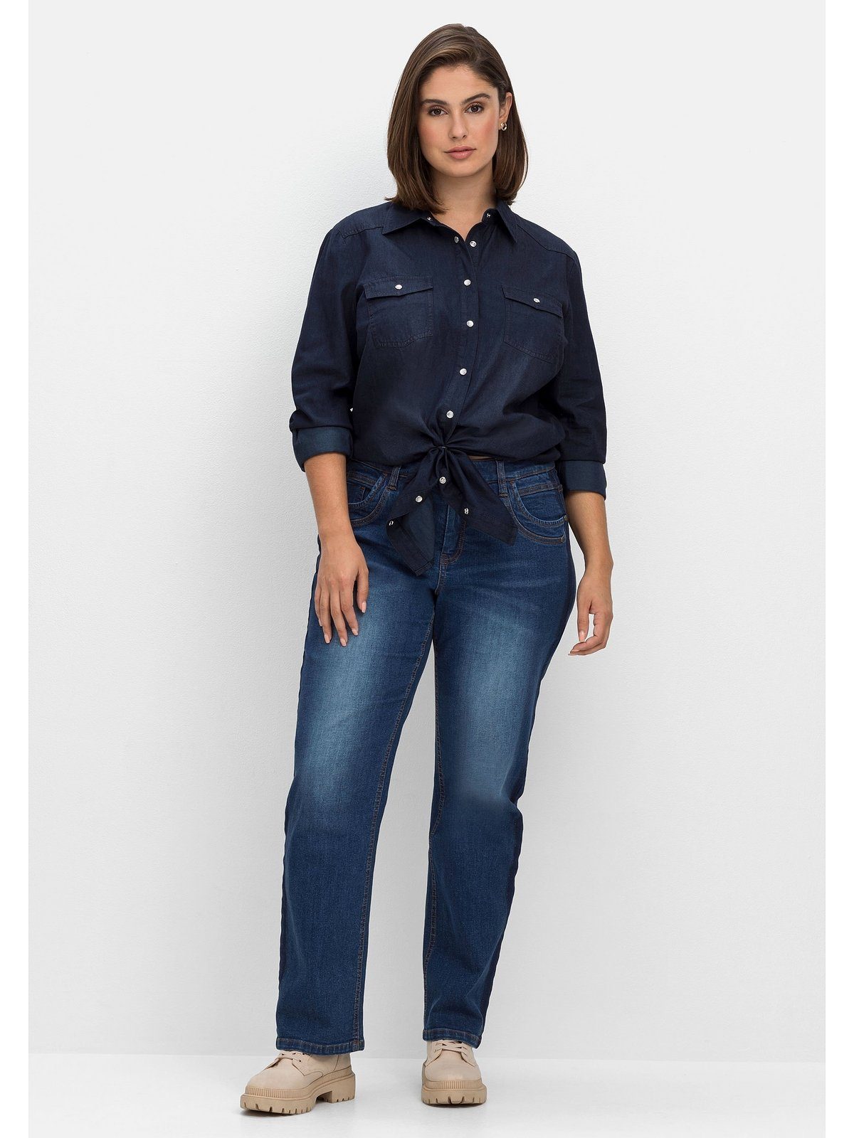 Sheego Jeansbluse Große Größen mit und Knopfleiste dark Denim Brusttaschen blue