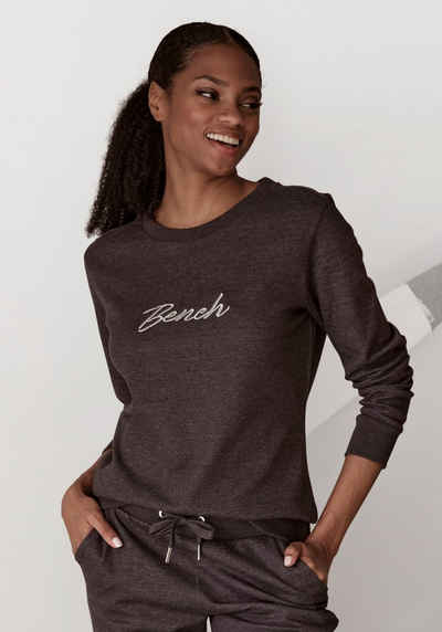 Bench. Loungewear Sweatshirt -Loungeshirt mit glänzender Logostickerei, Loungewear, Loungeanzug