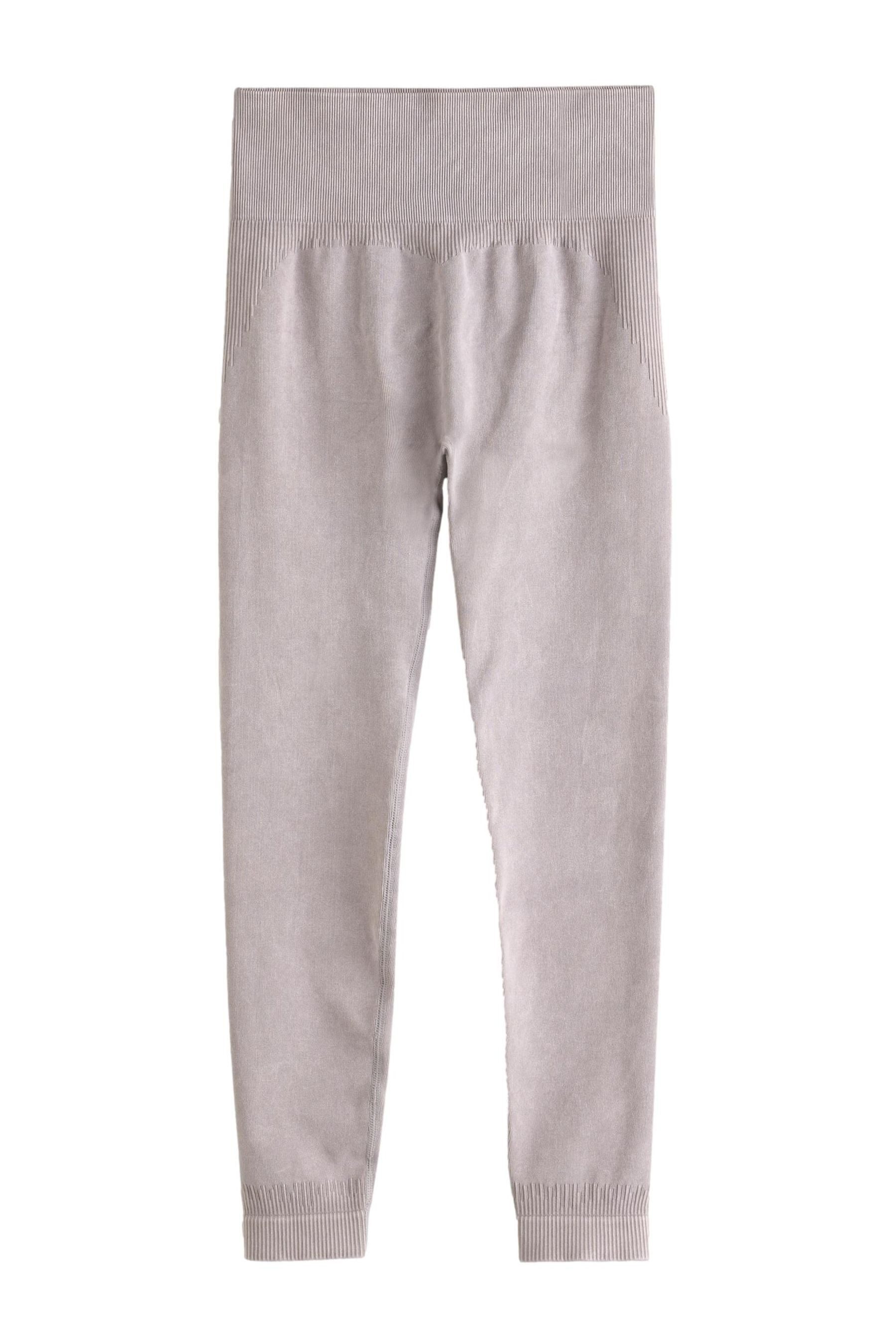 Seamless Leggings Self. Nahtlose Scrunch-Bum-Leggings
