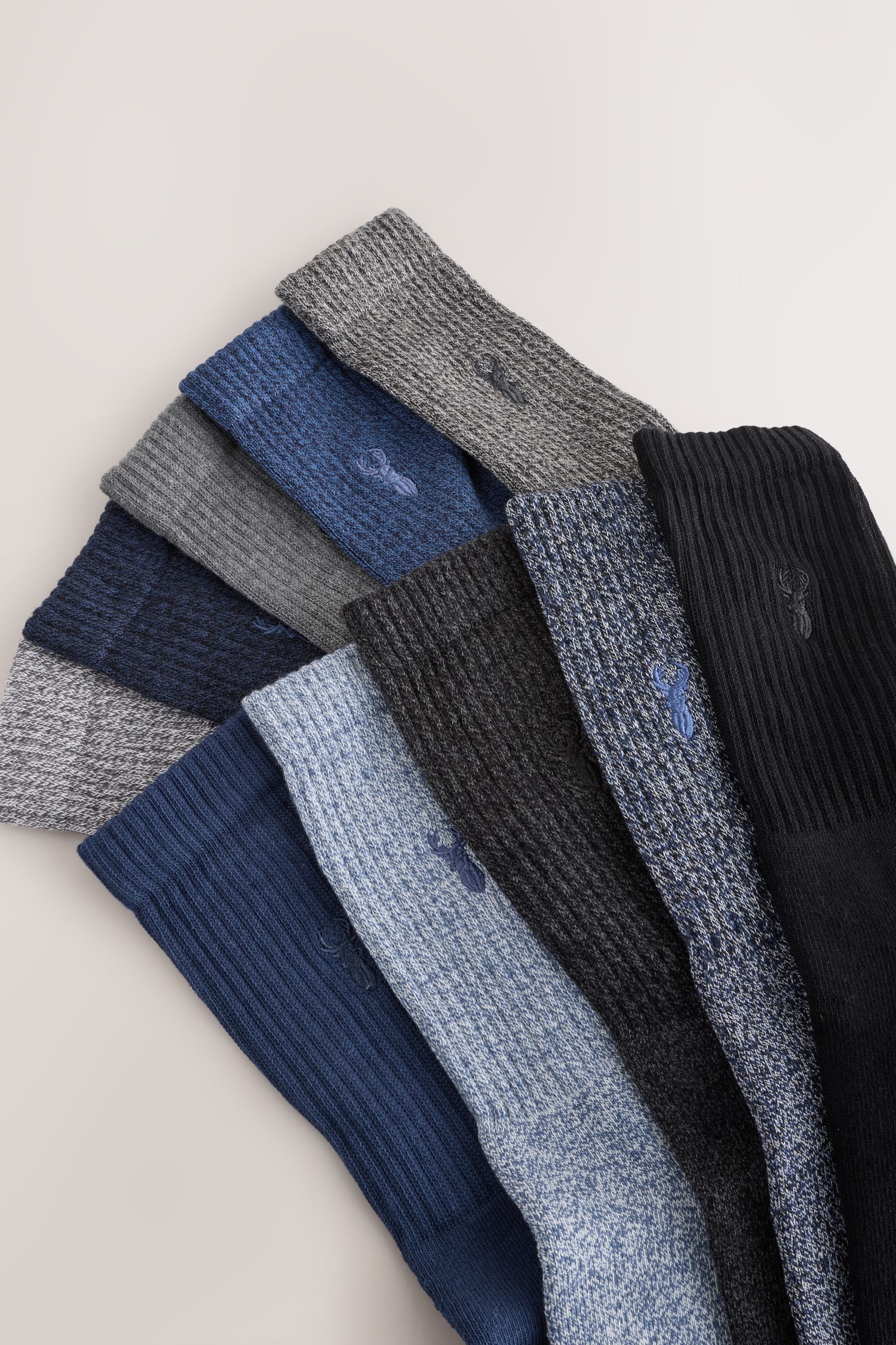 Next Basicsocken Dicke Socken mit Hirsch-Stickerei, 10er-Pack (10-Paar)