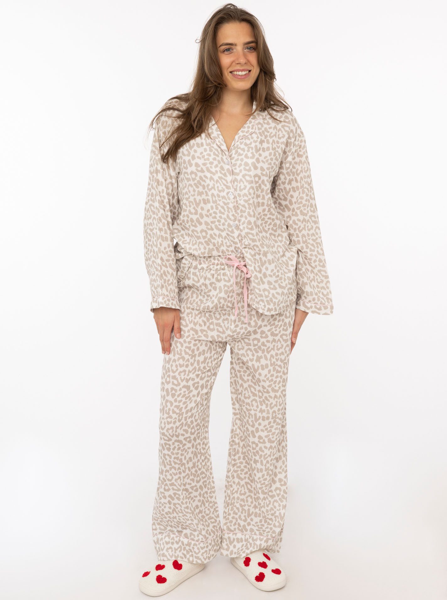 Zwillingsherz Pyjama Classic Leo (2 tlg) Leo-Muster, Oberteil mit Knöpfen, Hose mit elastischem Bund
