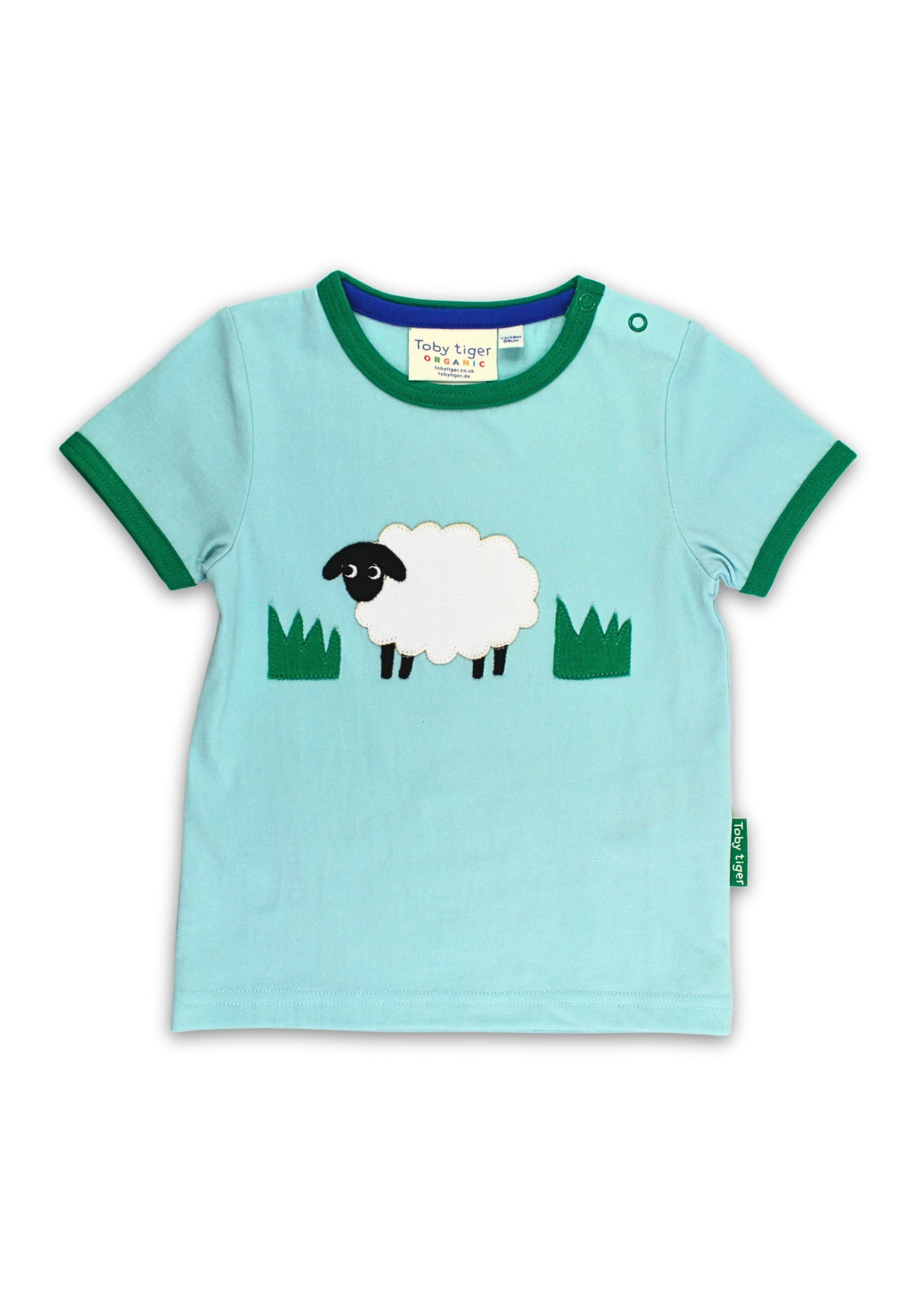 T-Shirt T-Shirt mit Kuschelschaf Applikation