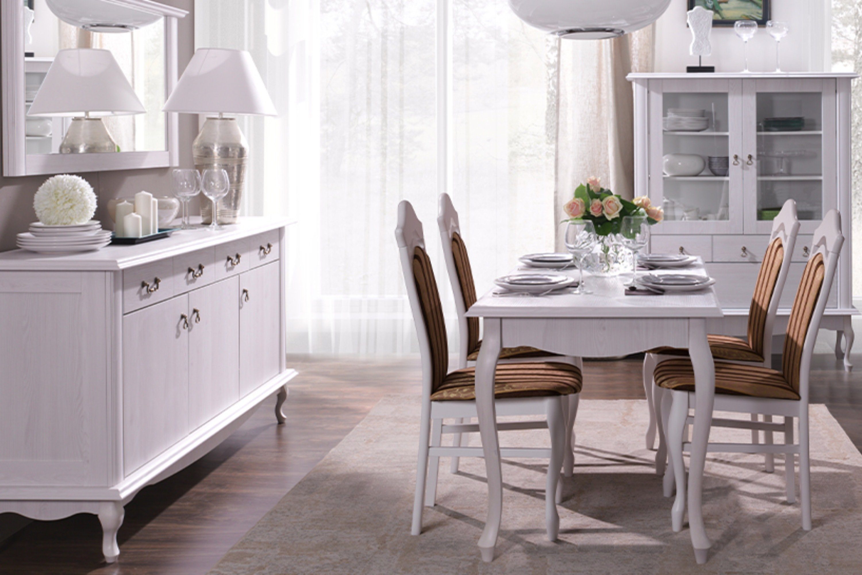 KONSIMO® Esstisch BRITON Wohnzimmertisch, geschnitzte Füße, zeitloses Design, Holztextur
