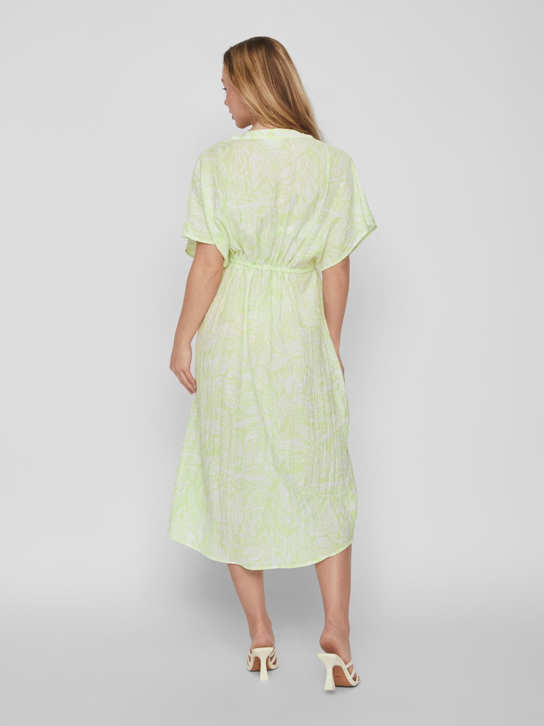 Vila Shirtkleid Lockeres Blusenkleid mit Knopfleiste Crepe Midi Dress VILIMIA für (extralang) LENZING™ ECOVERO™ nachhaltig Locker geschnitten Fit V-Ausschnitt