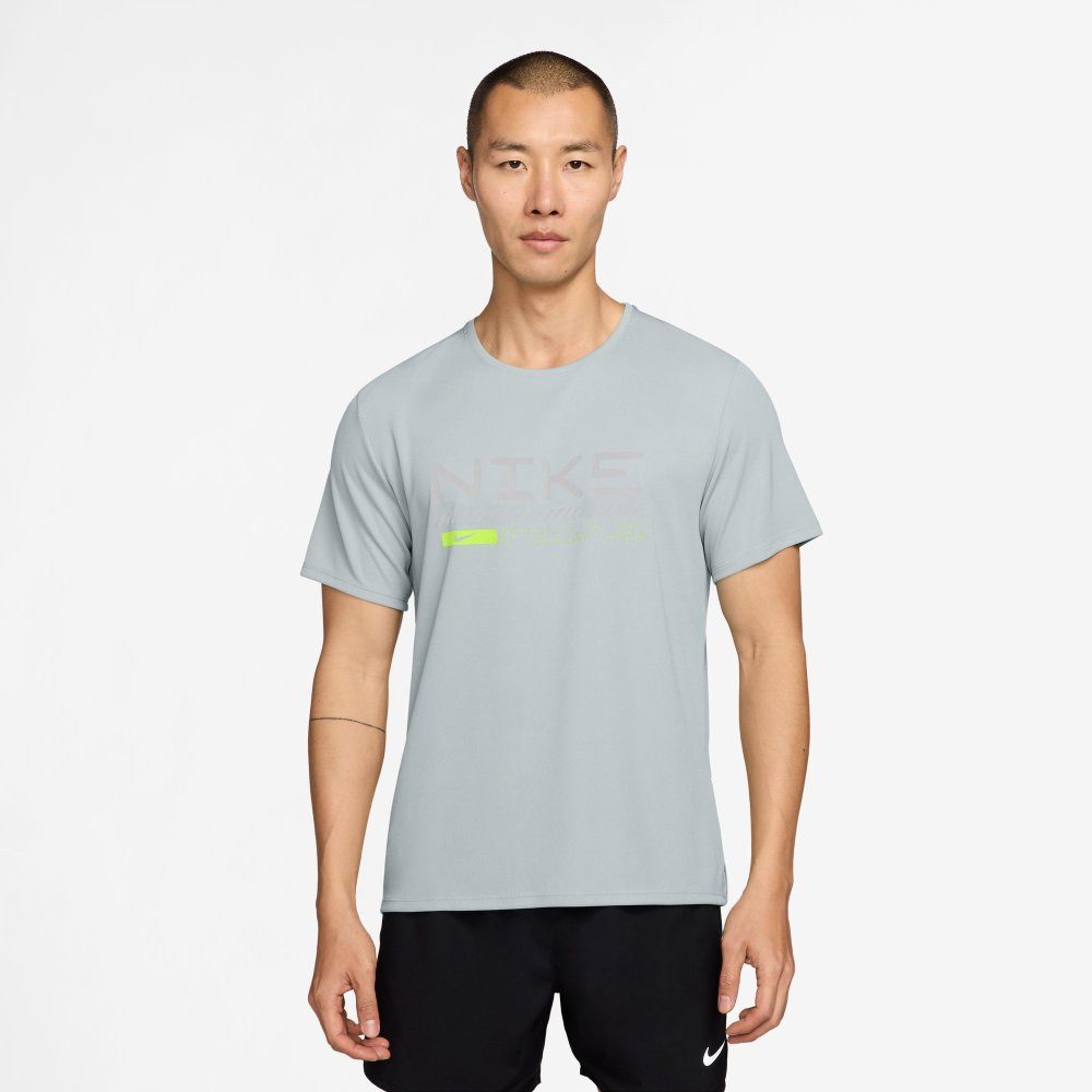 Nike T-Shirt Nike Herren Laufshirt Miler Winterized Sh HV2676 