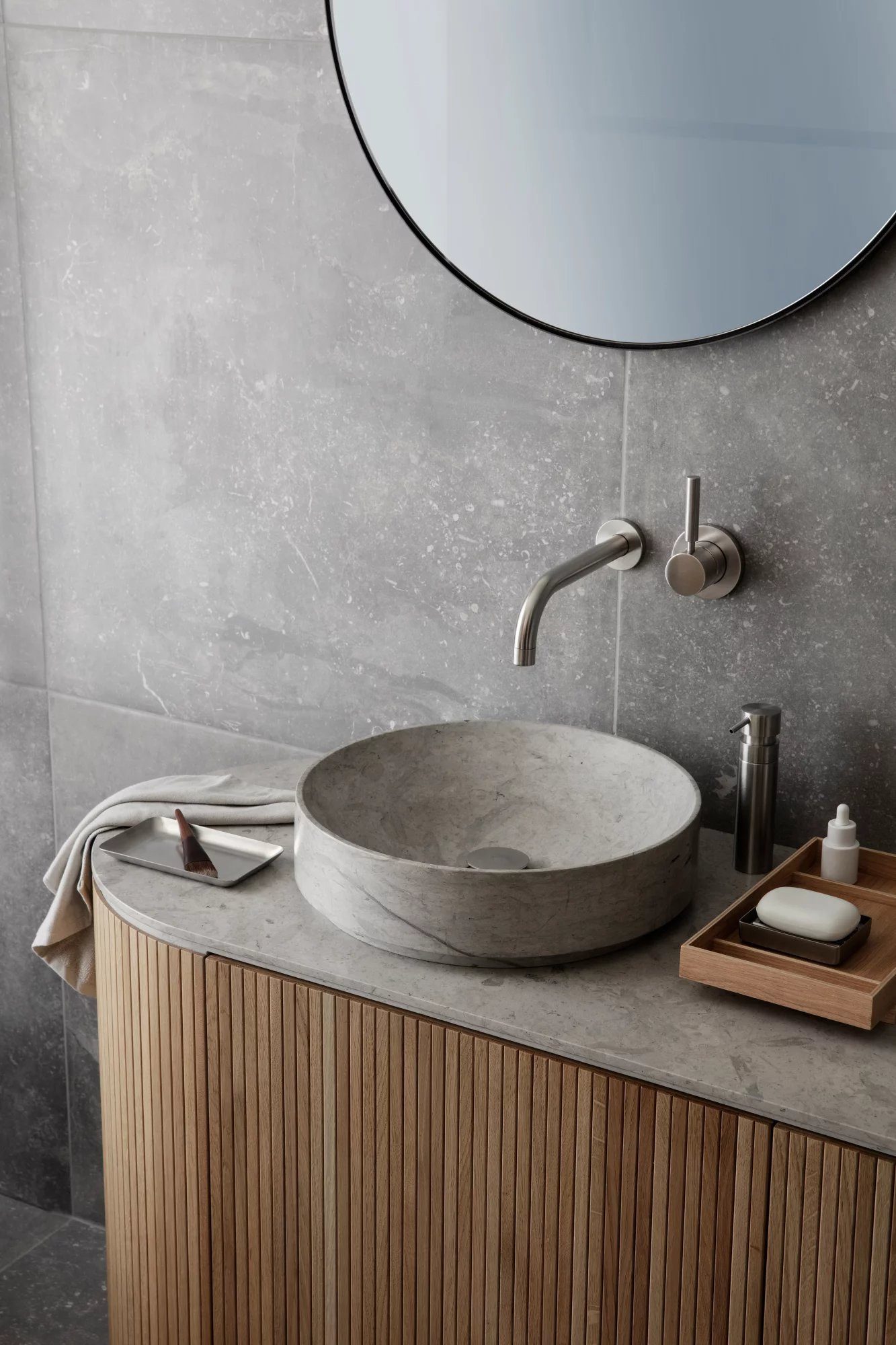 blomus Tablett -ABENTO- Elegantes Tablett aus Hartholz: Vielseitiges Design, Hartholz, Robust, Modern, Multifunktional, Elegant, Dekorativ, Praktisch