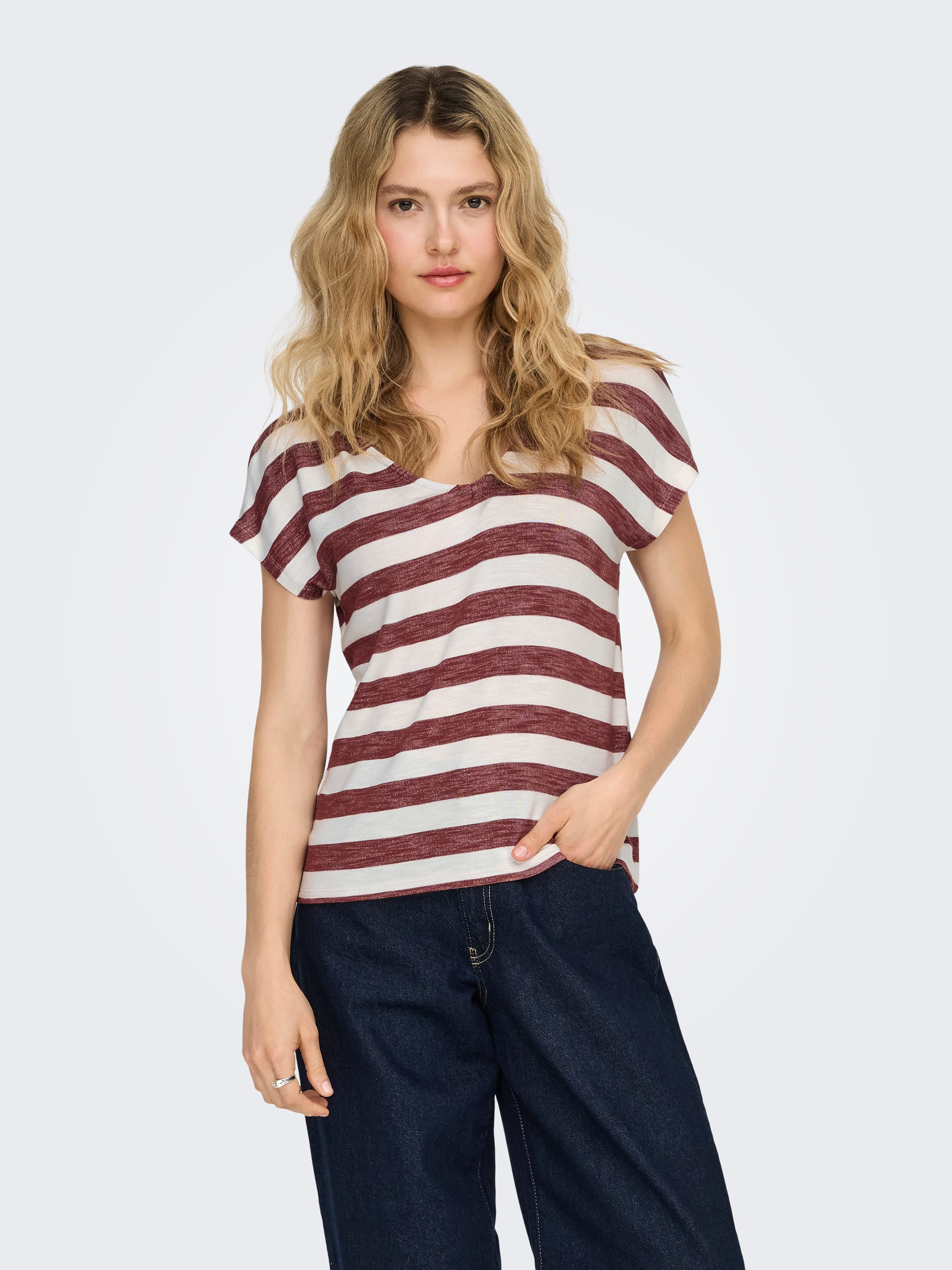 ONLY V-Shirt ONLLIRA LIFE S/S V-NECK TOP JRS NOOS günstig online kaufen