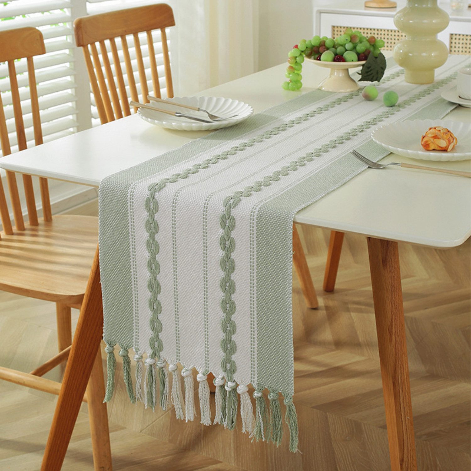 BYSURE Tischläufer (1-tlg), Tischläufer mit 3D-Blumenquaste günstig online kaufen