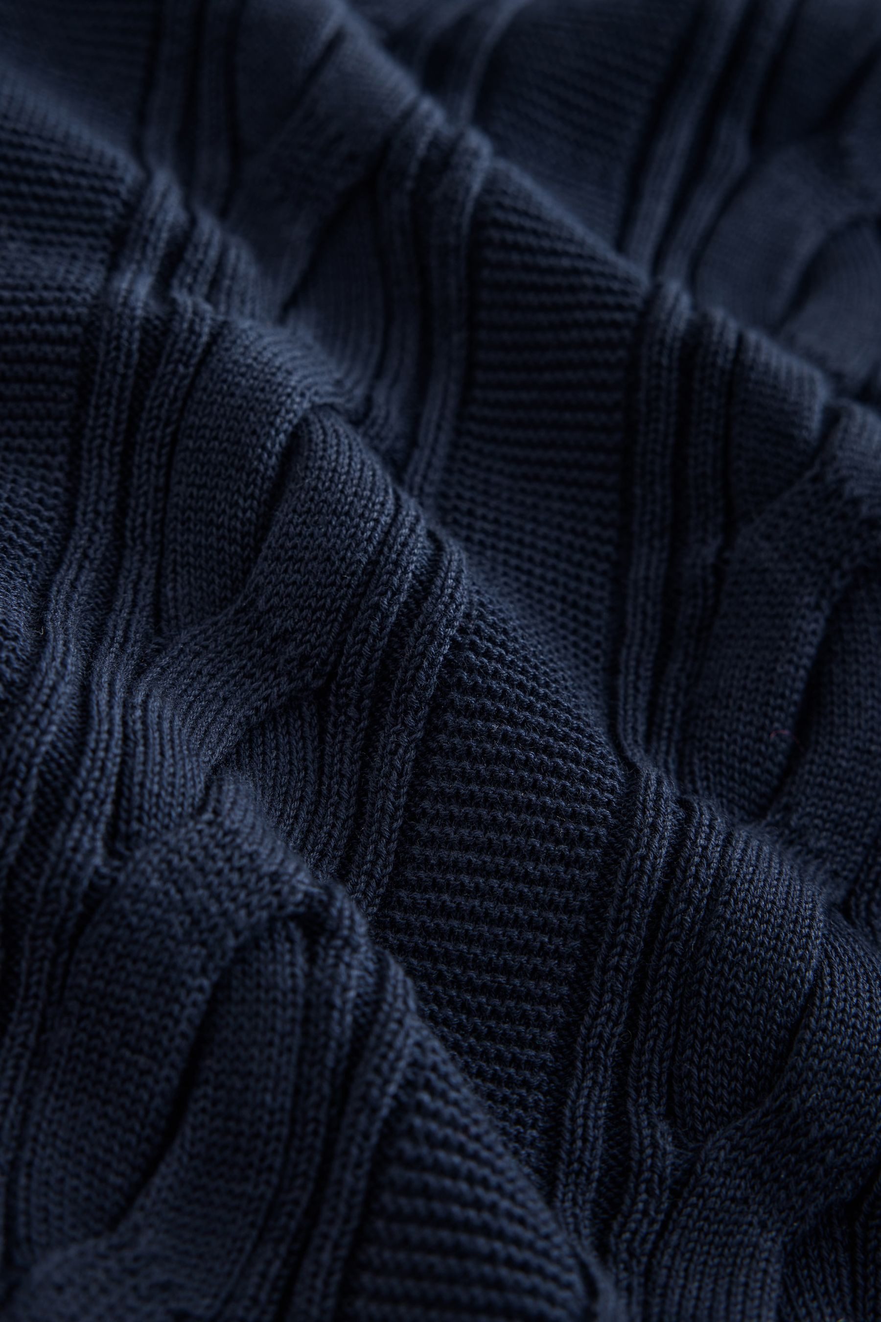Next Polokragenpullover Strick-Poloshirt mit Zopfmuster und Randstreifen (1-tlg)