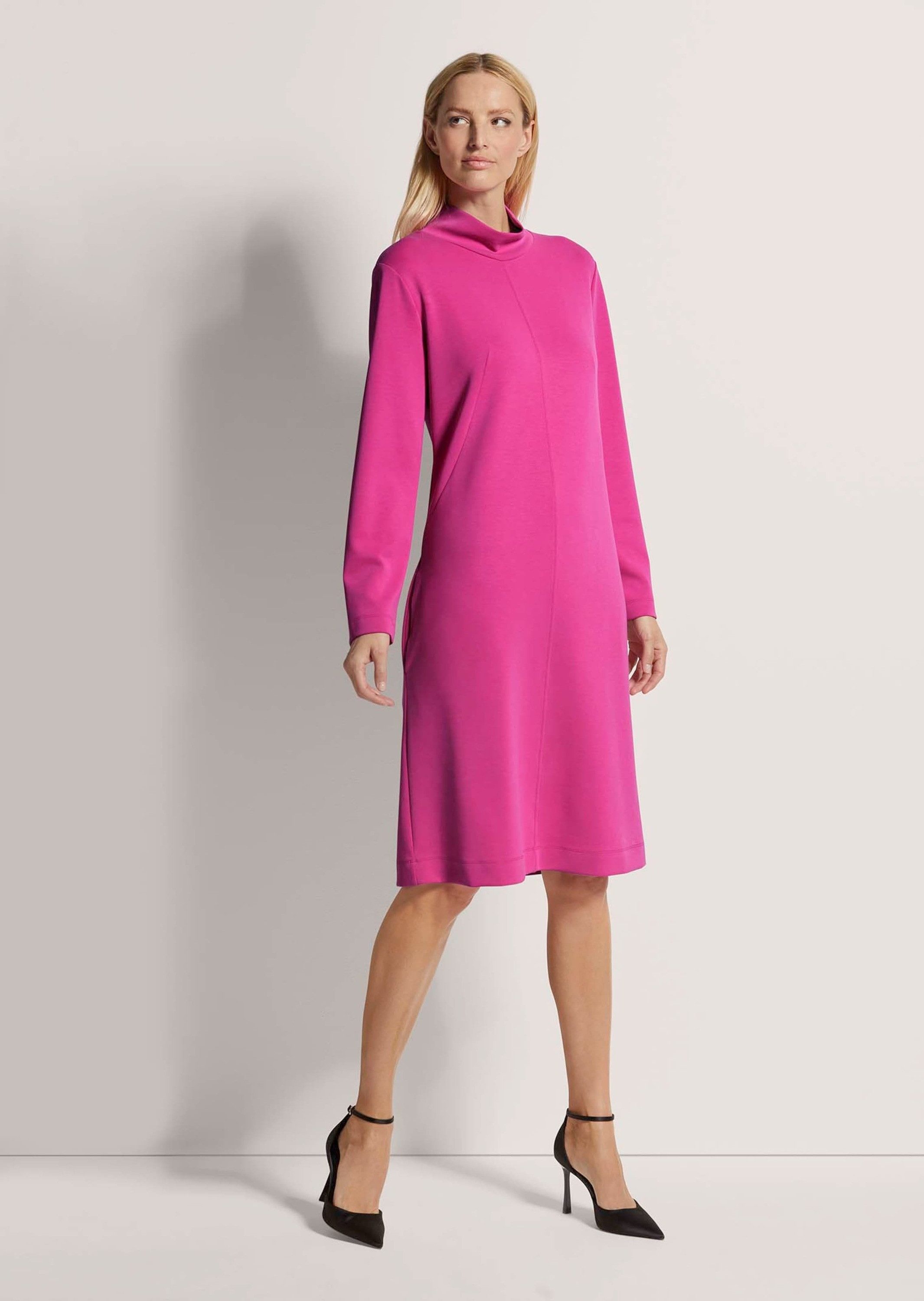 MADELEINE Midikleid Jersey-Kleid mit Stehkragen, Midilänge Kleid in figursc günstig online kaufen