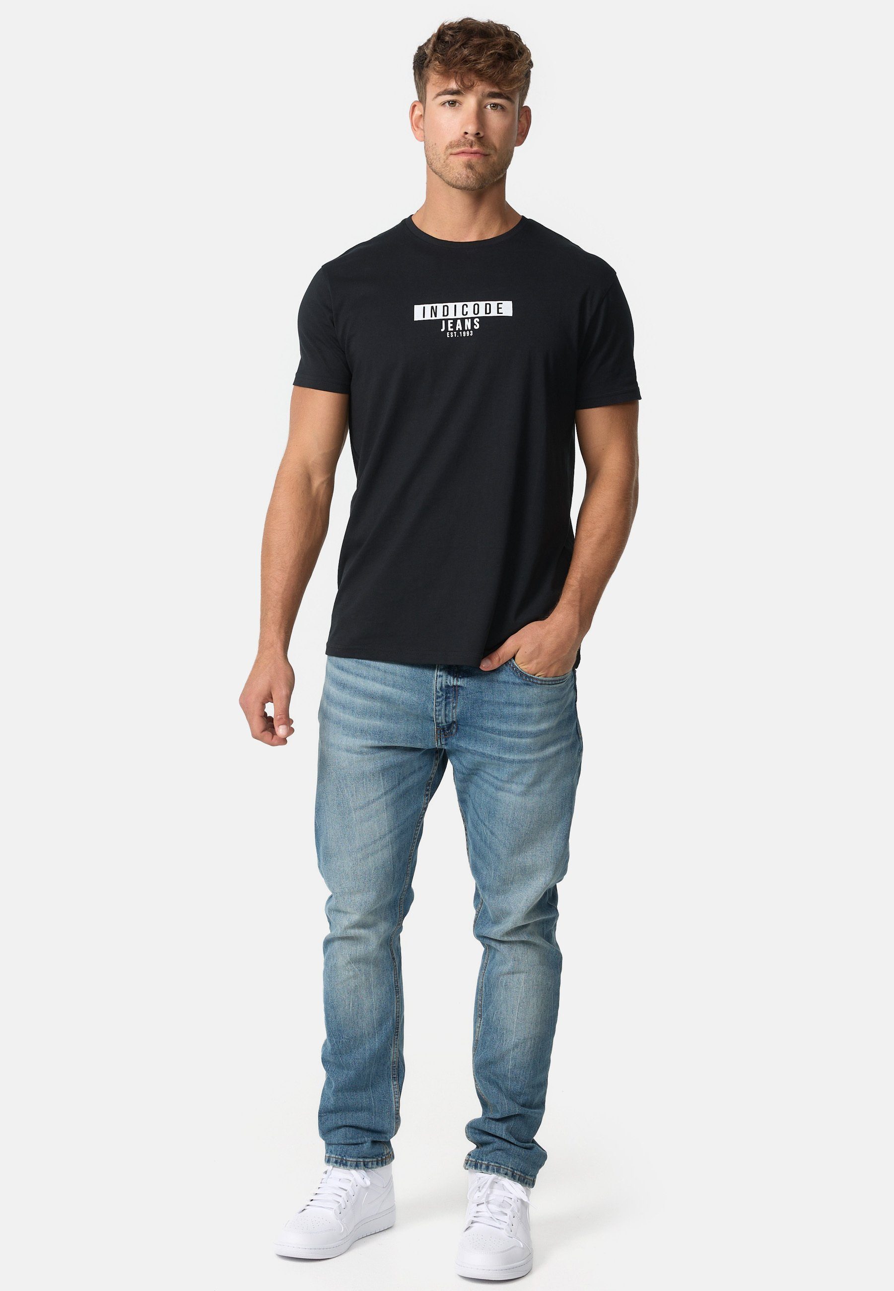 Indicode T-Shirt Herren INVegas Shirt Tee Herrenshirt mit Rundhals-Ausschnitt und Logoprint auf der Brust