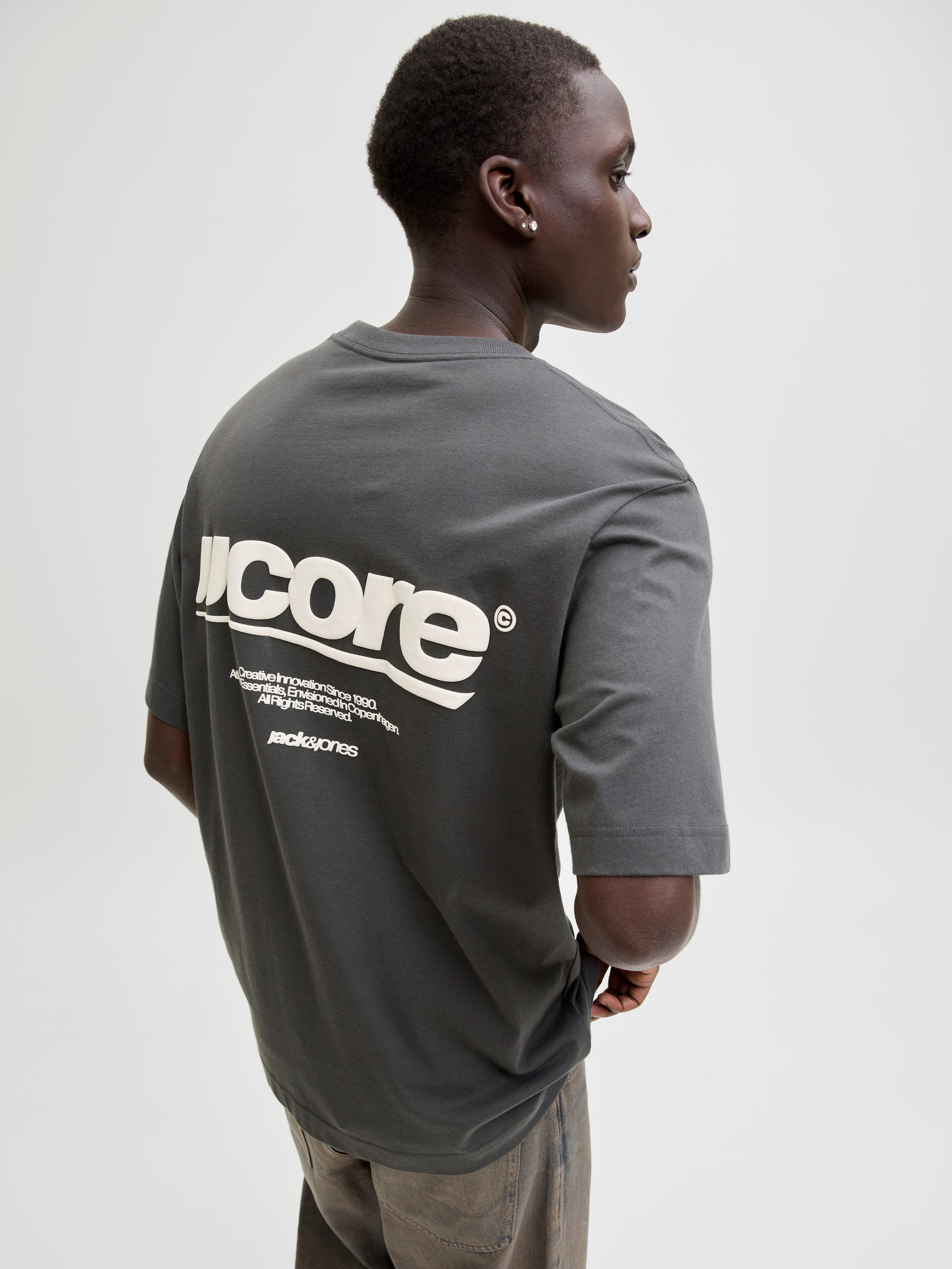 Jack & Jones T-Shirt JCOCLUB BACK TEXT PRNT TEE SS CREW SN mit Print günstig online kaufen