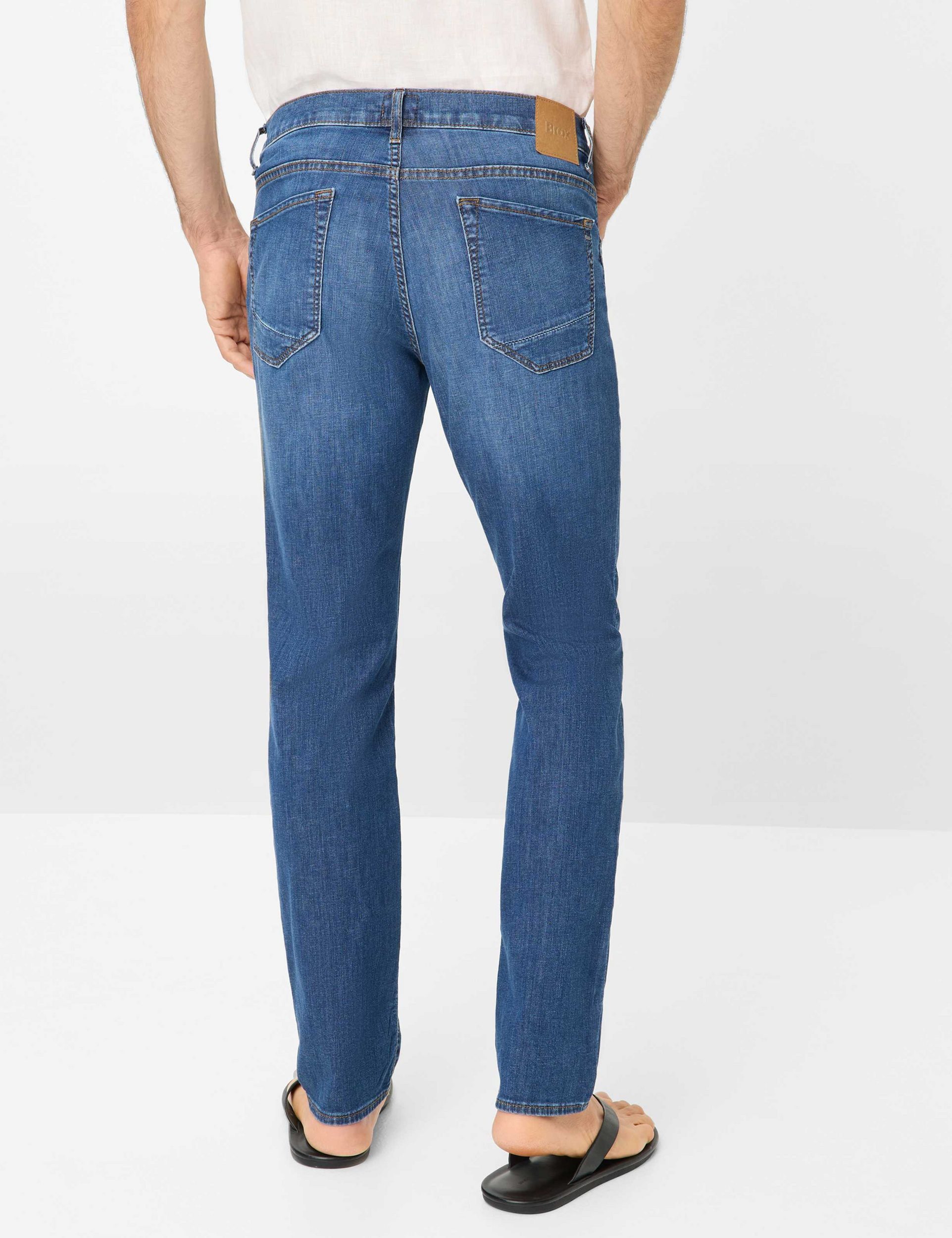 Brax 5-Pocket-Jeans Chuck Denim Delight, super elastisch und bequem günstig online kaufen