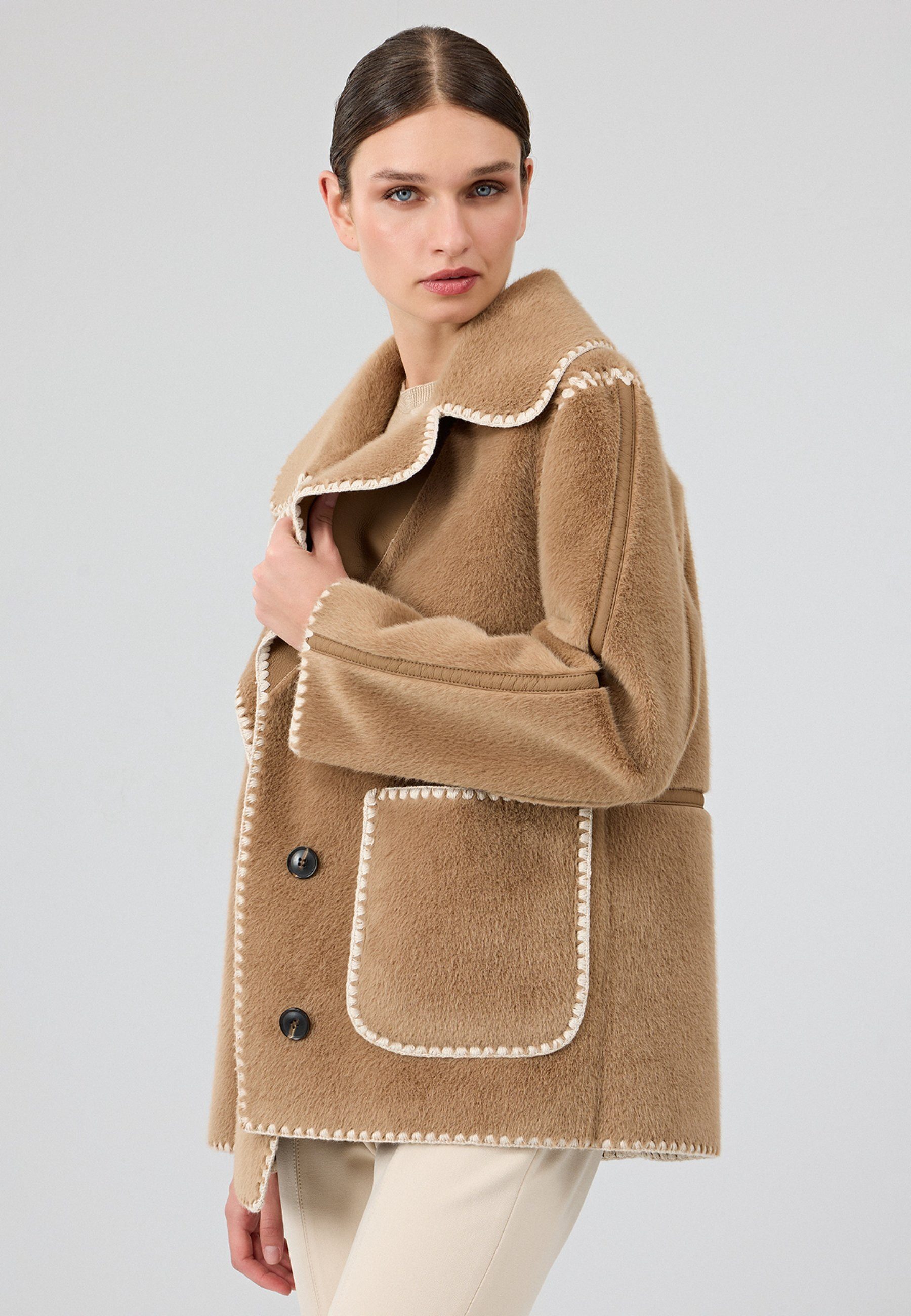 Derimod Lederjacke Vald'isere Teddy-Mantel Regular Fit, Knopfverschluss, Reverskragen, Kurz, Plüsch